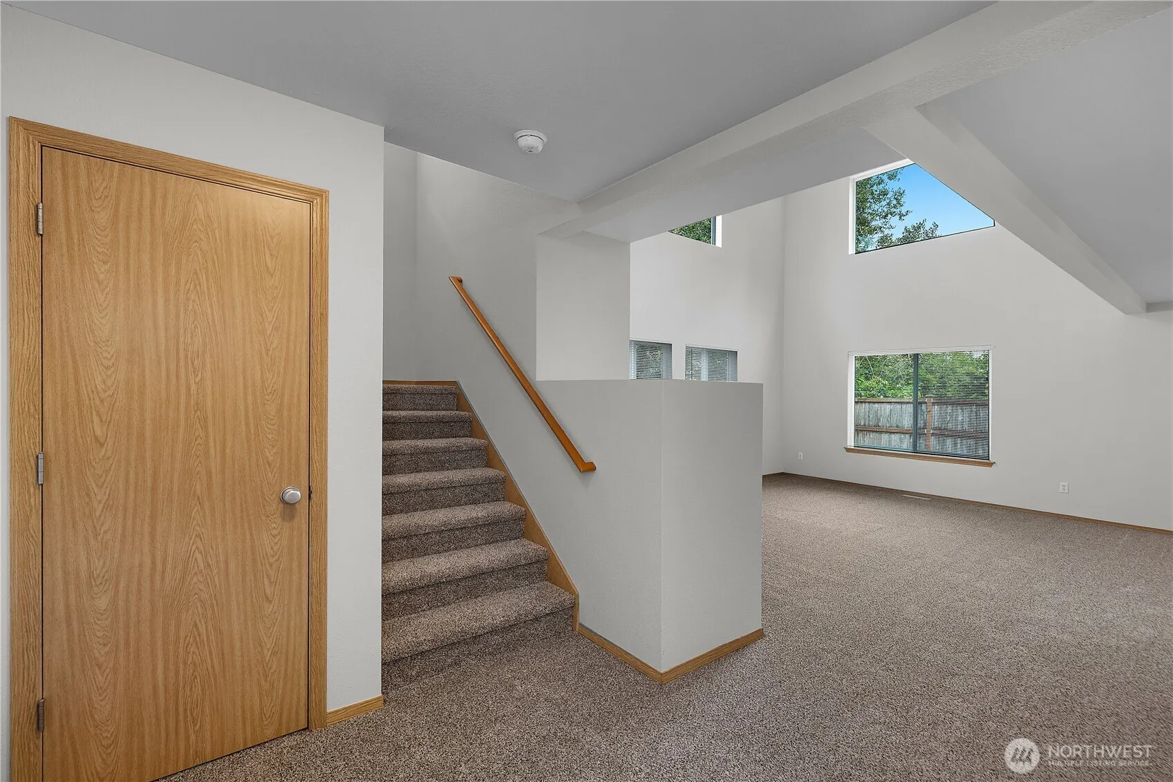 Property photo for 1320 Mills Landing Court Se, Lacey photo 3