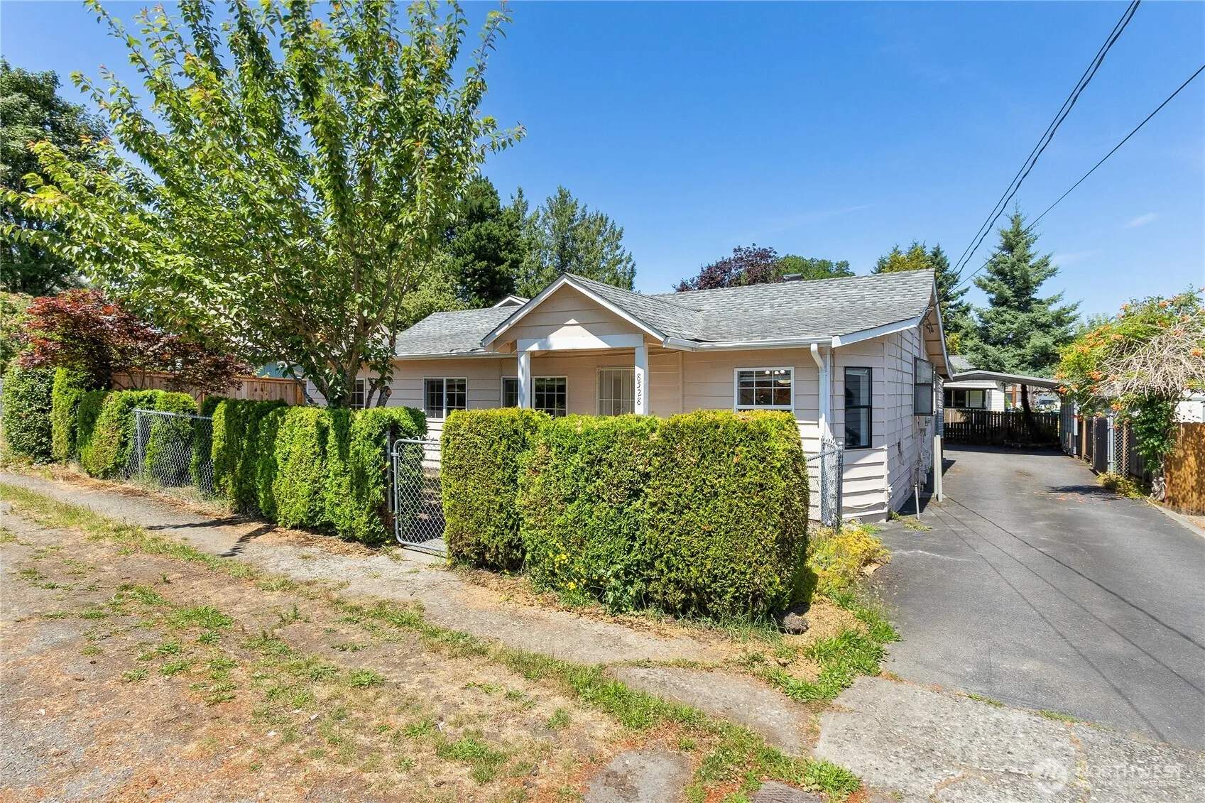 Property photo for 8528 S 121st Street, Seattle