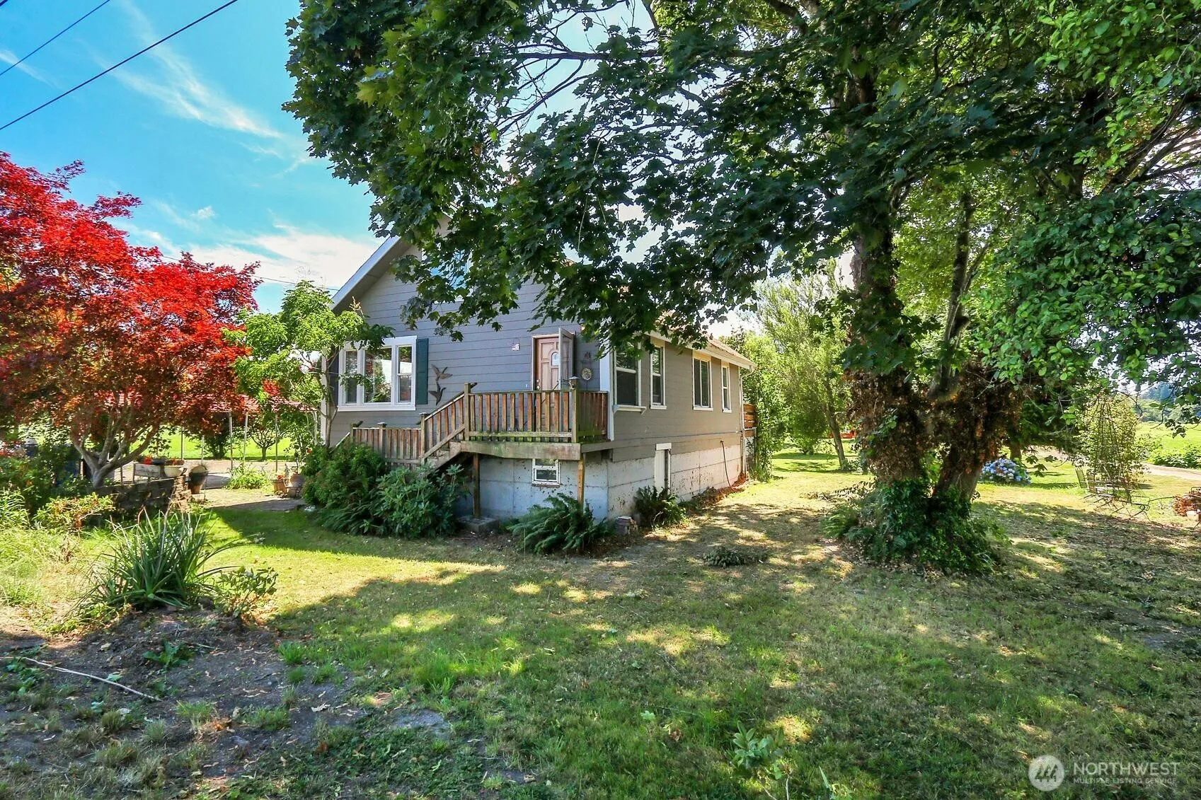 Property photo for 320 Pioneer Highway E, Arlington