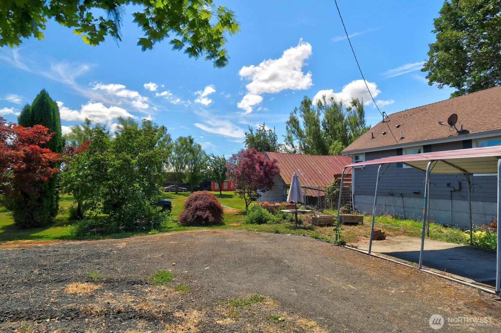 Property photo for 320 Pioneer Highway E, Arlington photo 3