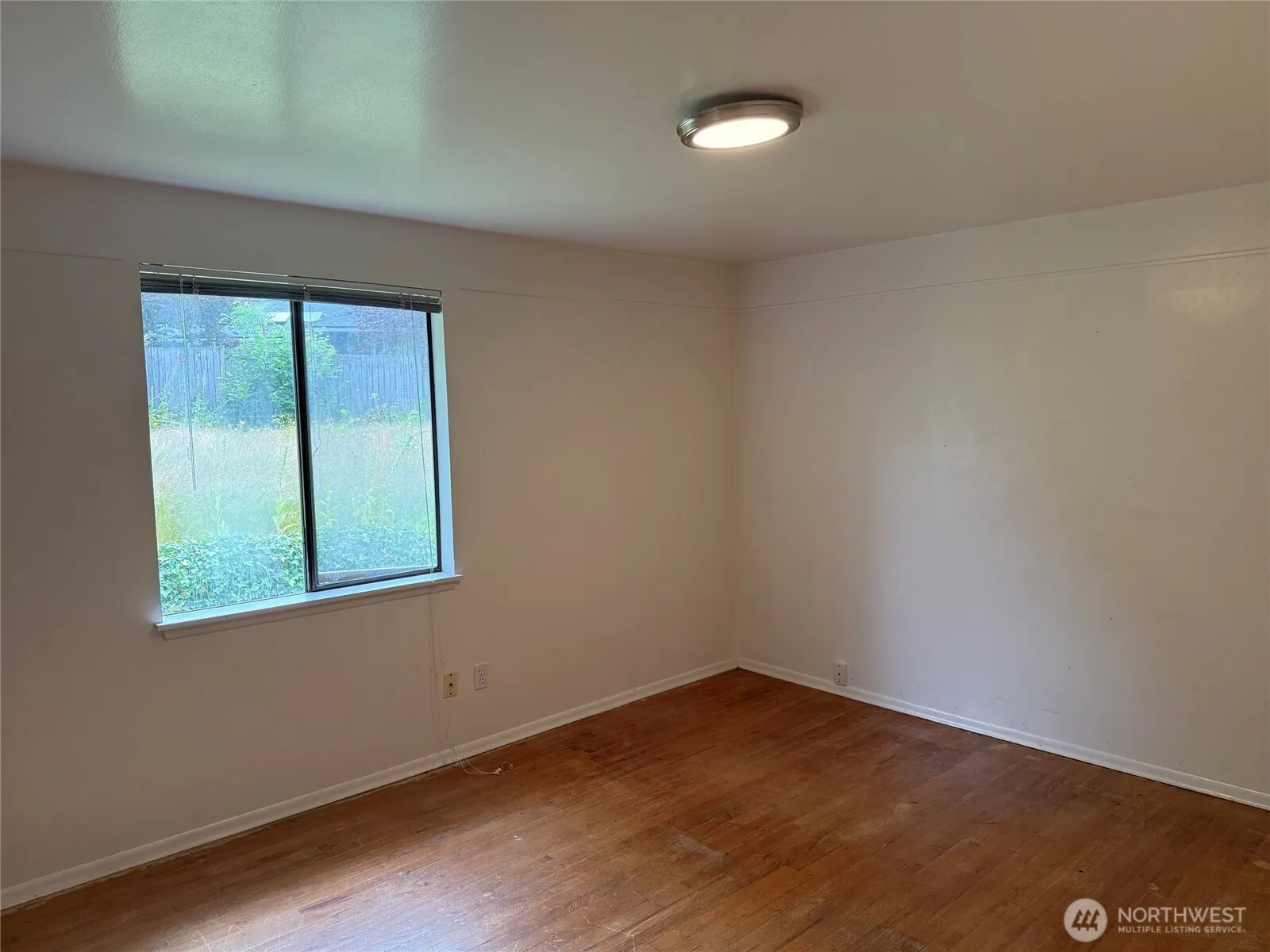 Property photo for 15109 Se Newport Way, Bellevue photo 4