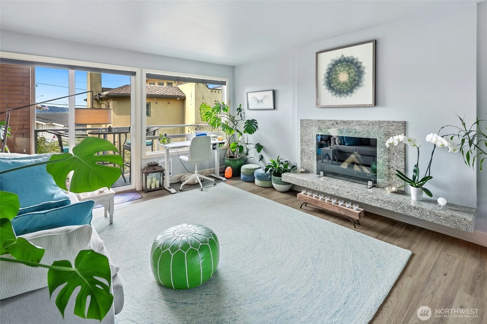 Property photo for 2514 57th Avenue Sw #203, Seattle photo 4