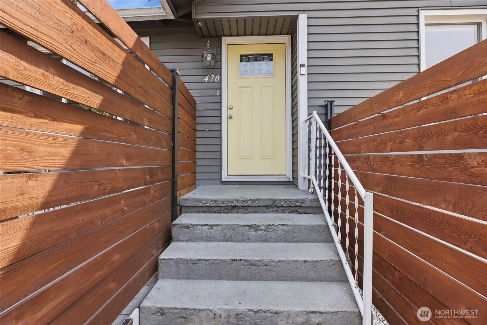 Property photo for 470 Grandey Way Ne, Renton photo 4