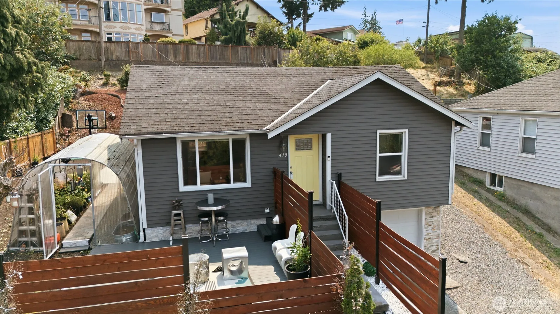 Property photo for 470 Grandey Way Ne, Renton photo 2