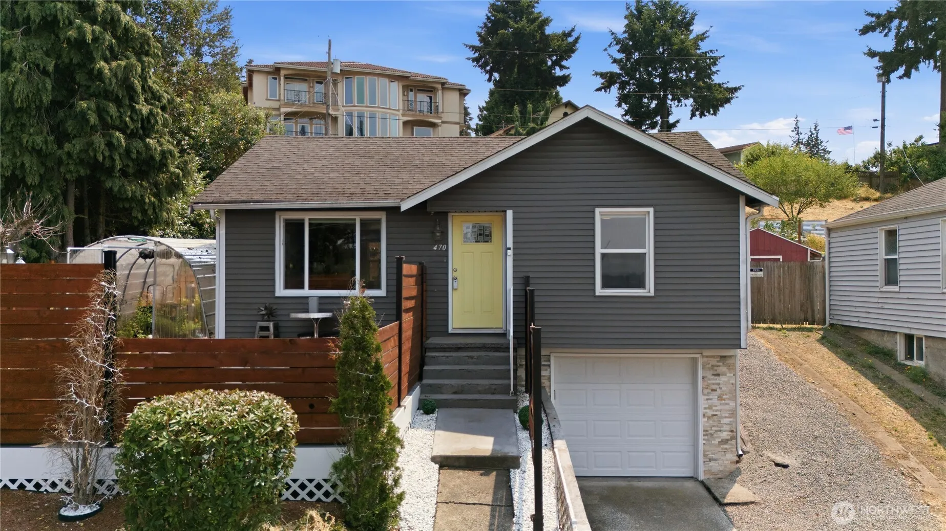 Property photo for 470 Grandey Way Ne, Renton