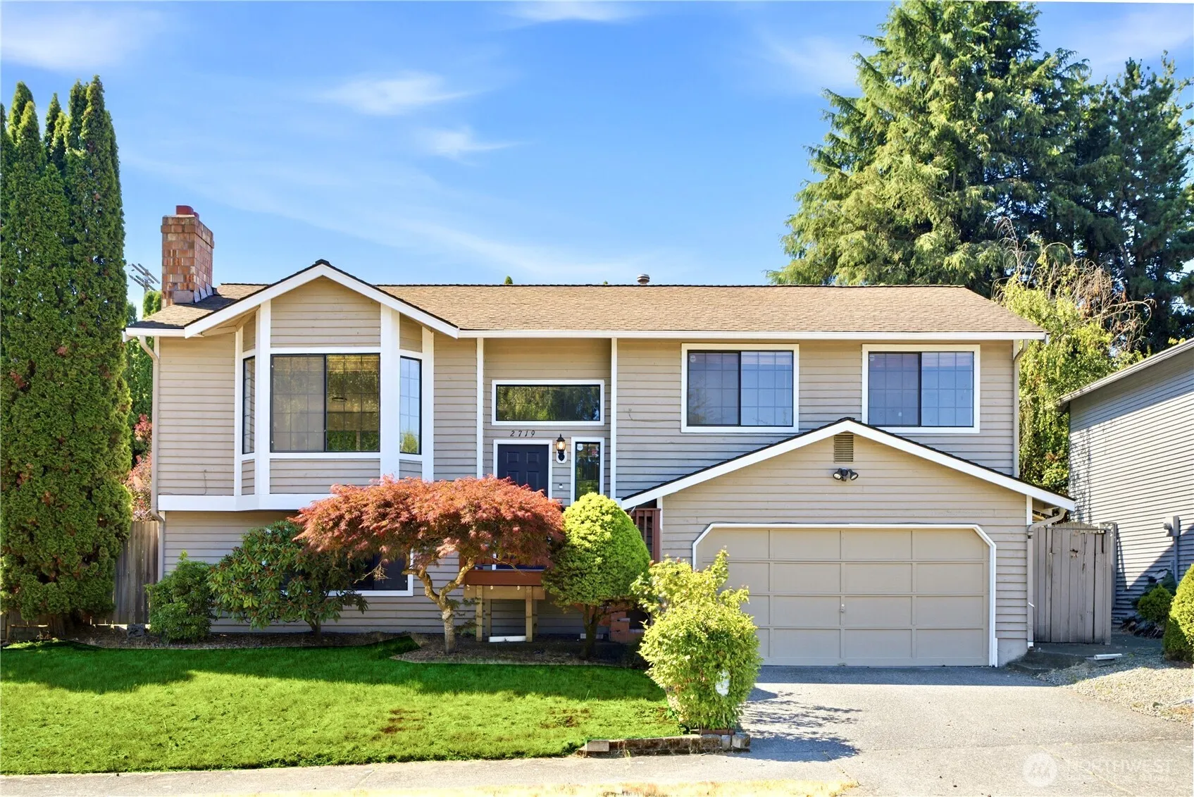 Property photo for 2719 Ne 4th Court, Renton