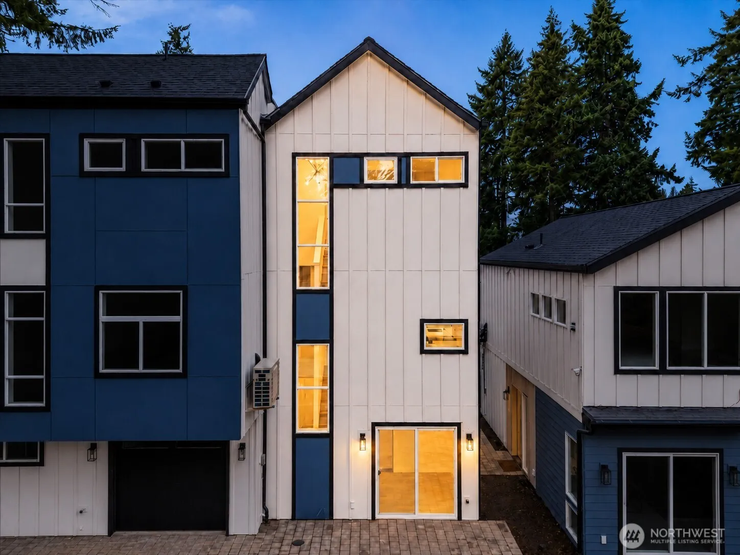 Property photo for 14308 B Roslyn Place N, Seattle