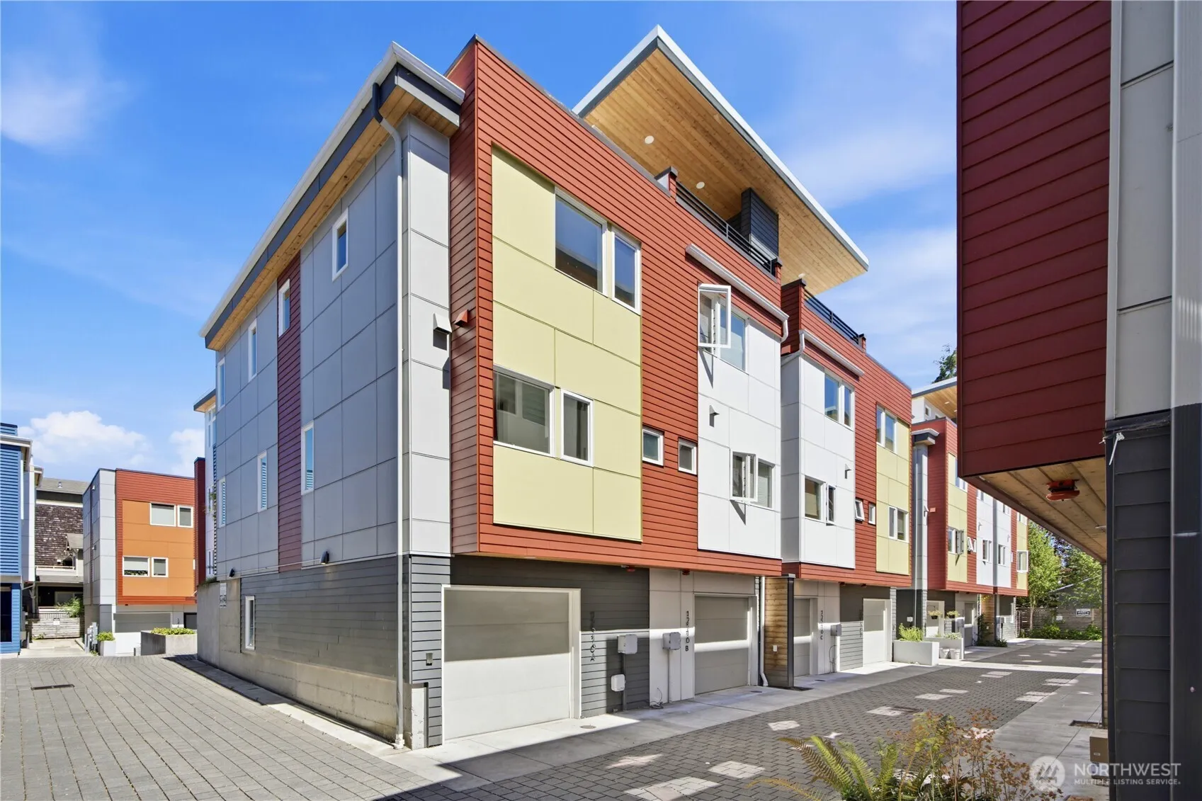 Property photo for 12516 15th Avenue Ne #a, Seattle