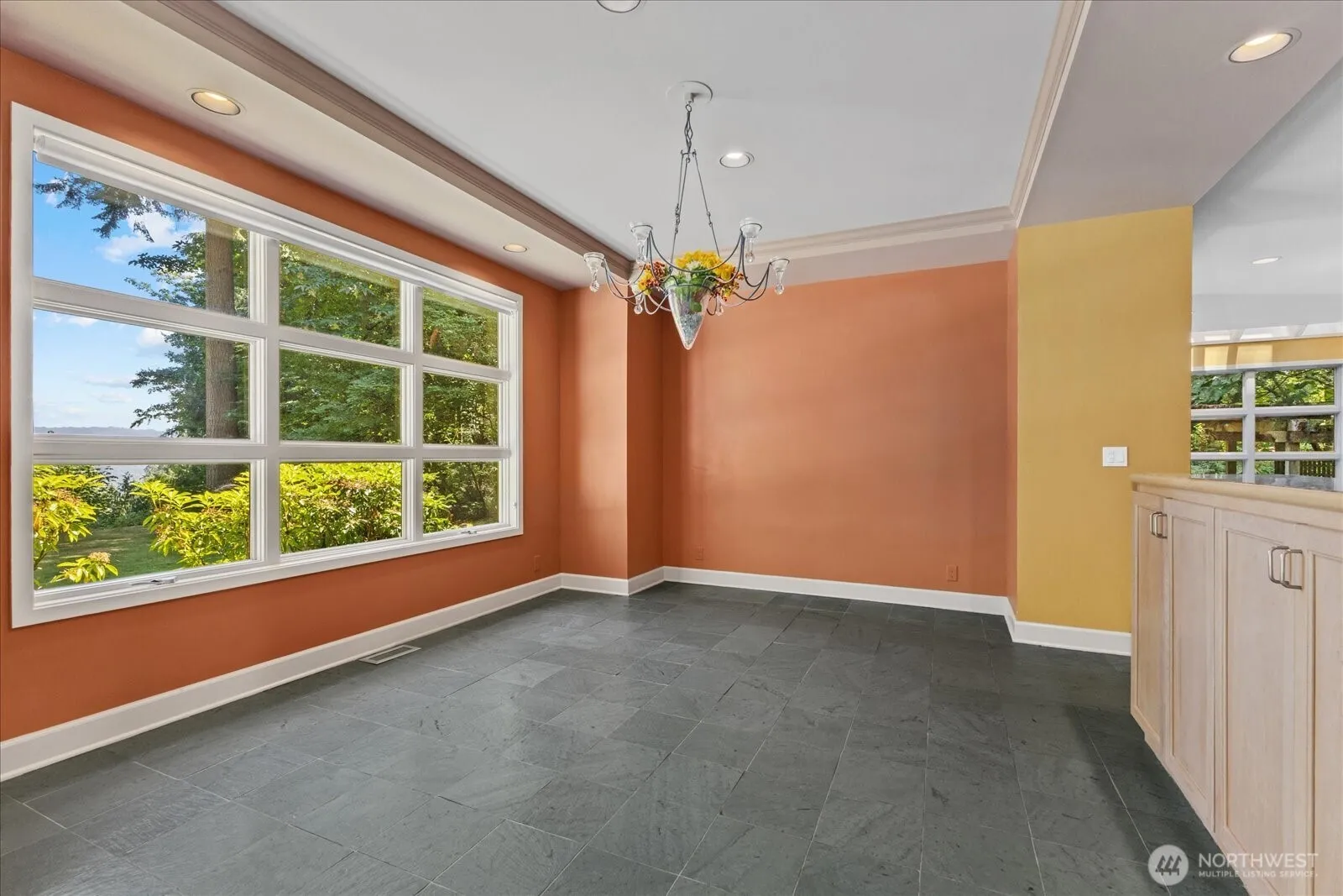 Property photo for 14228 236th Avenue Ne, Woodinville photo 4