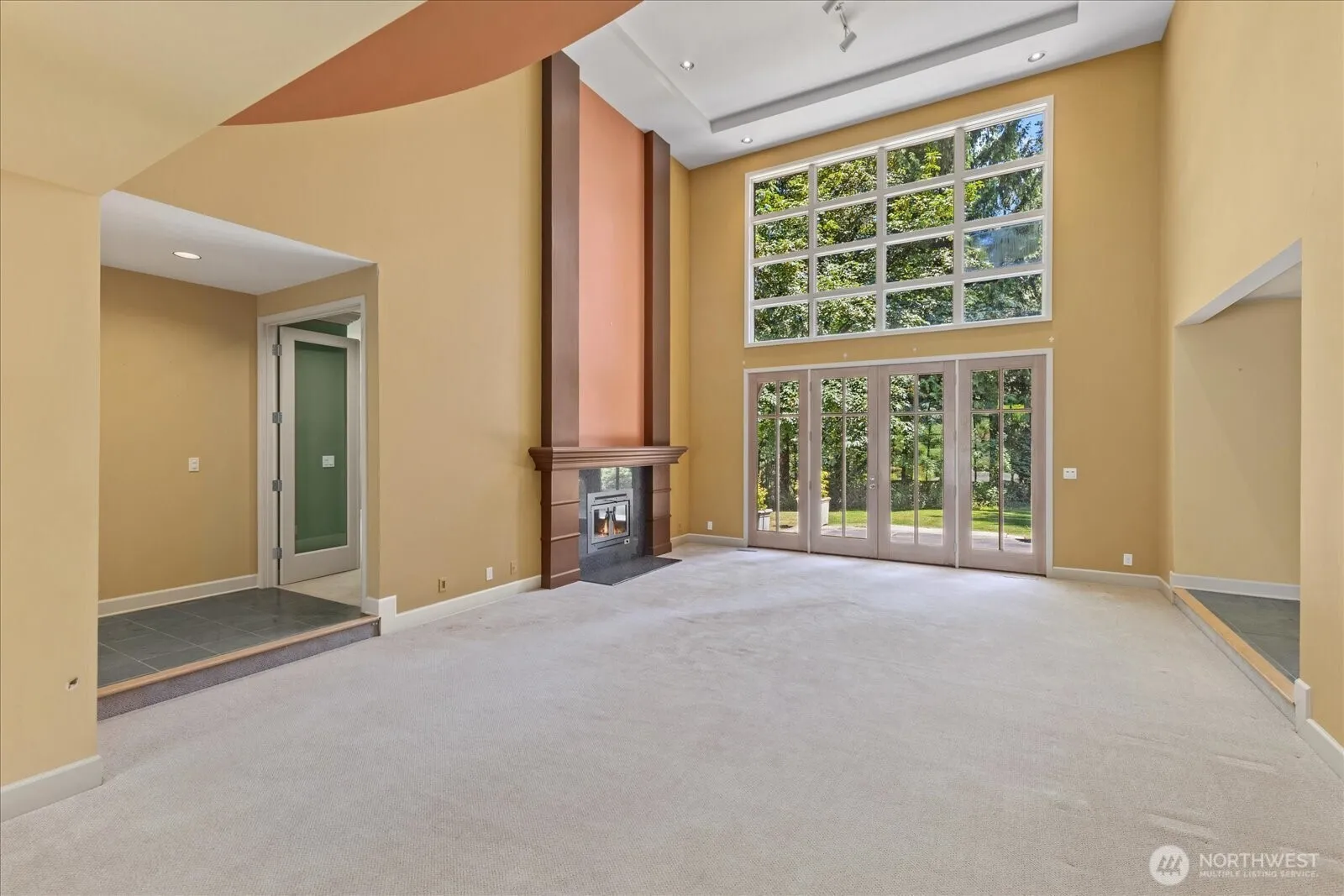 Property photo for 14228 236th Avenue Ne, Woodinville photo 3