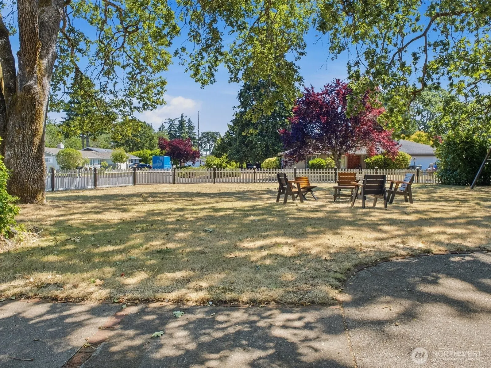 Property photo for 6202 83rd Street Sw, Lakewood photo 4
