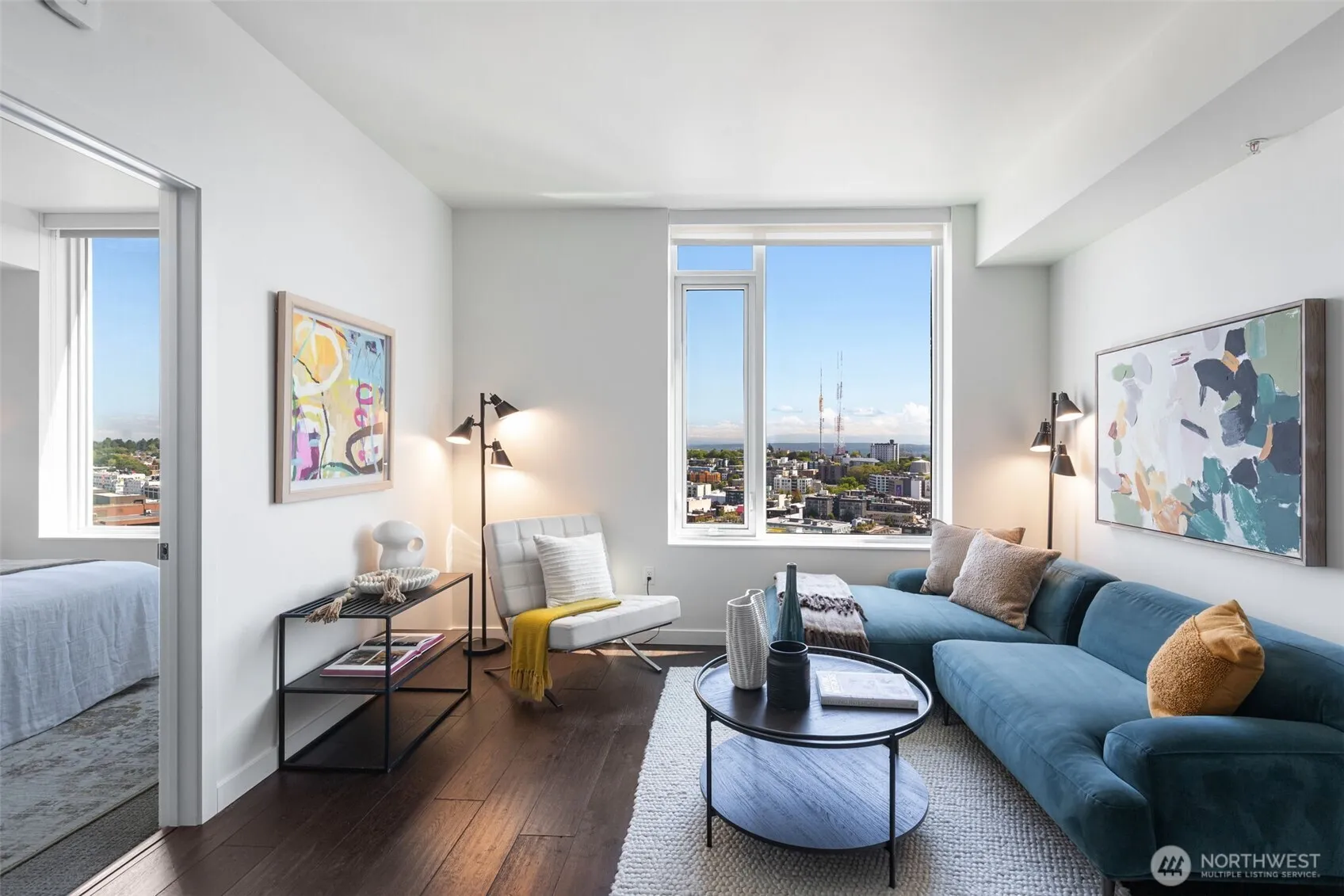 Property photo for 1321 Seneca Street #1902, Seattle photo 2