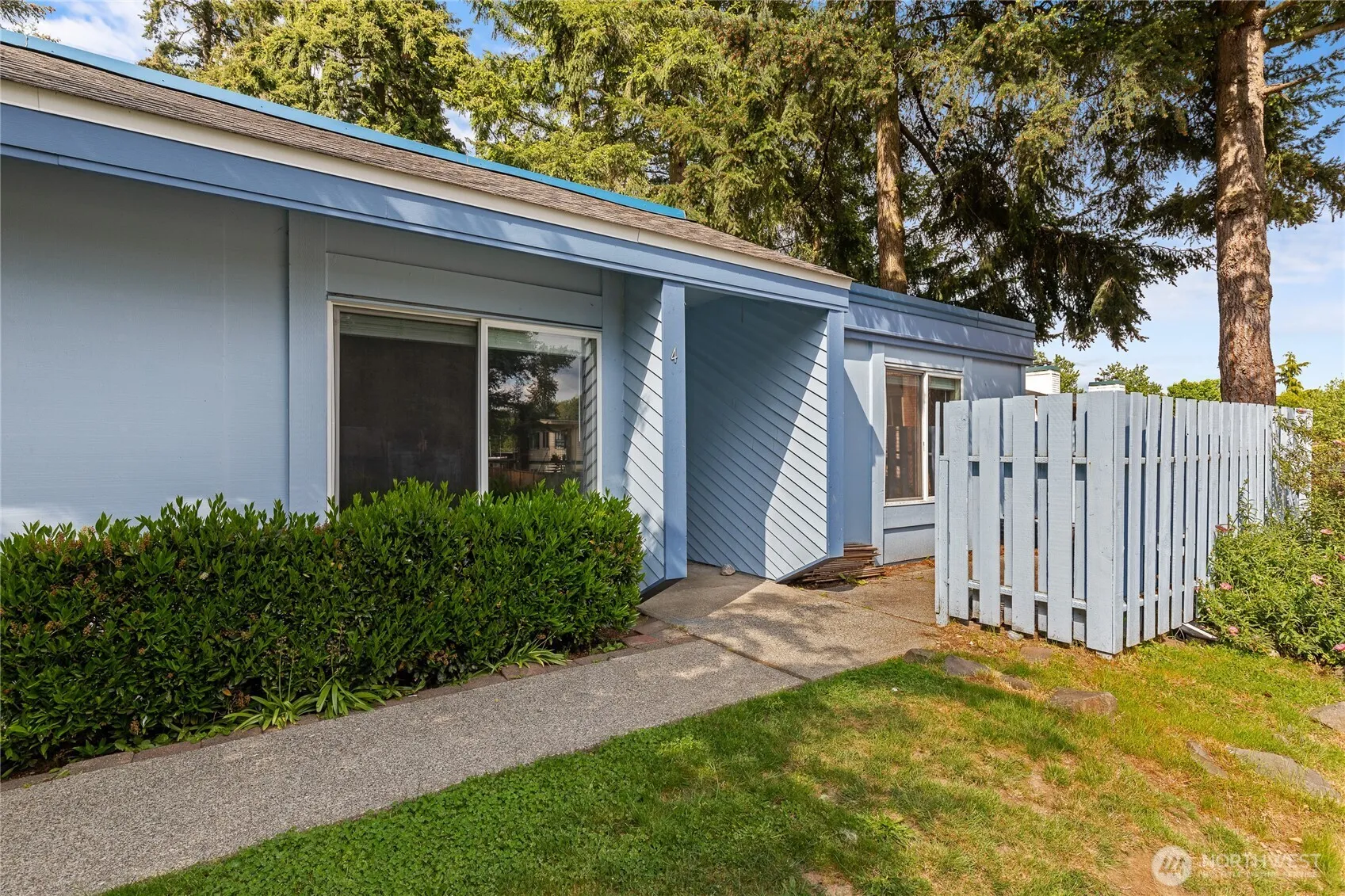 Property photo for 4308 Ne Sunset Boulevard #u-4, Renton photo 2