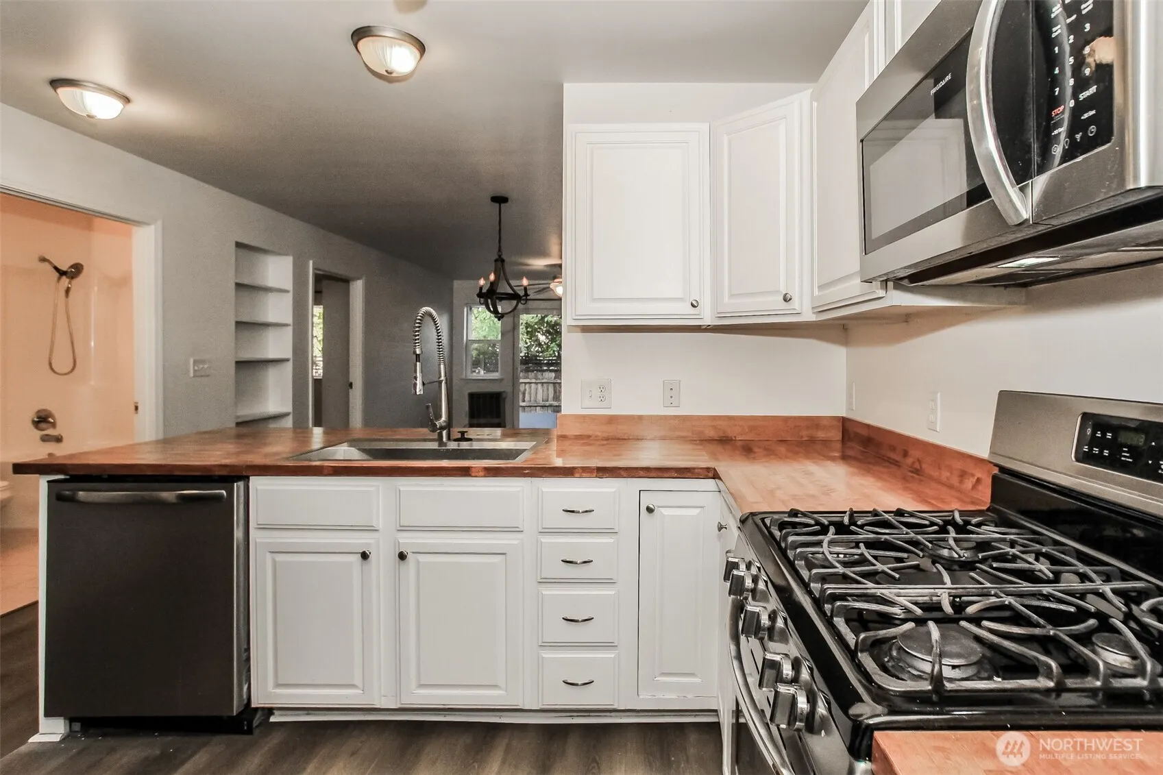 Property photo for 3311 New Hope Circle, Bremerton photo 5
