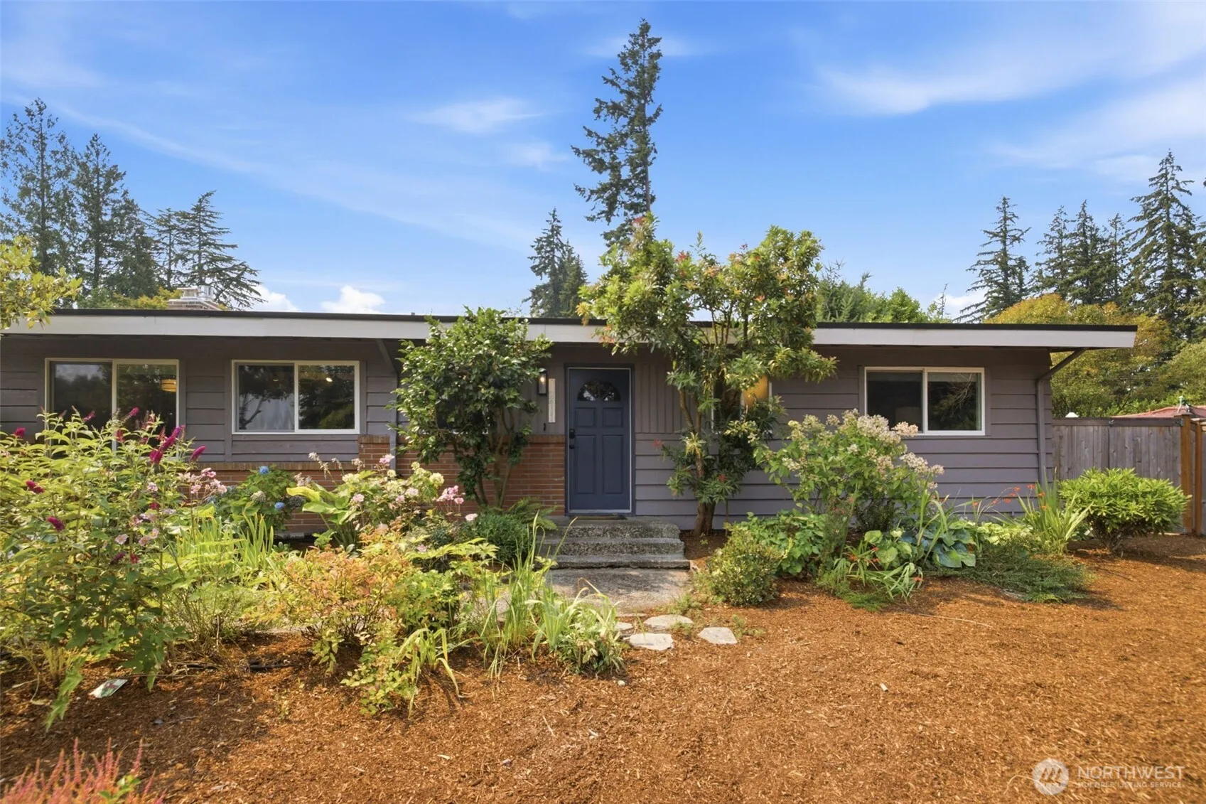 Property photo for 2411 156th Avenue Se, Bellevue photo 2