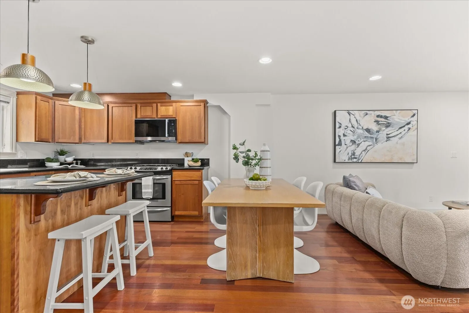Property photo for 2024 W Bertona Street, Seattle photo 5