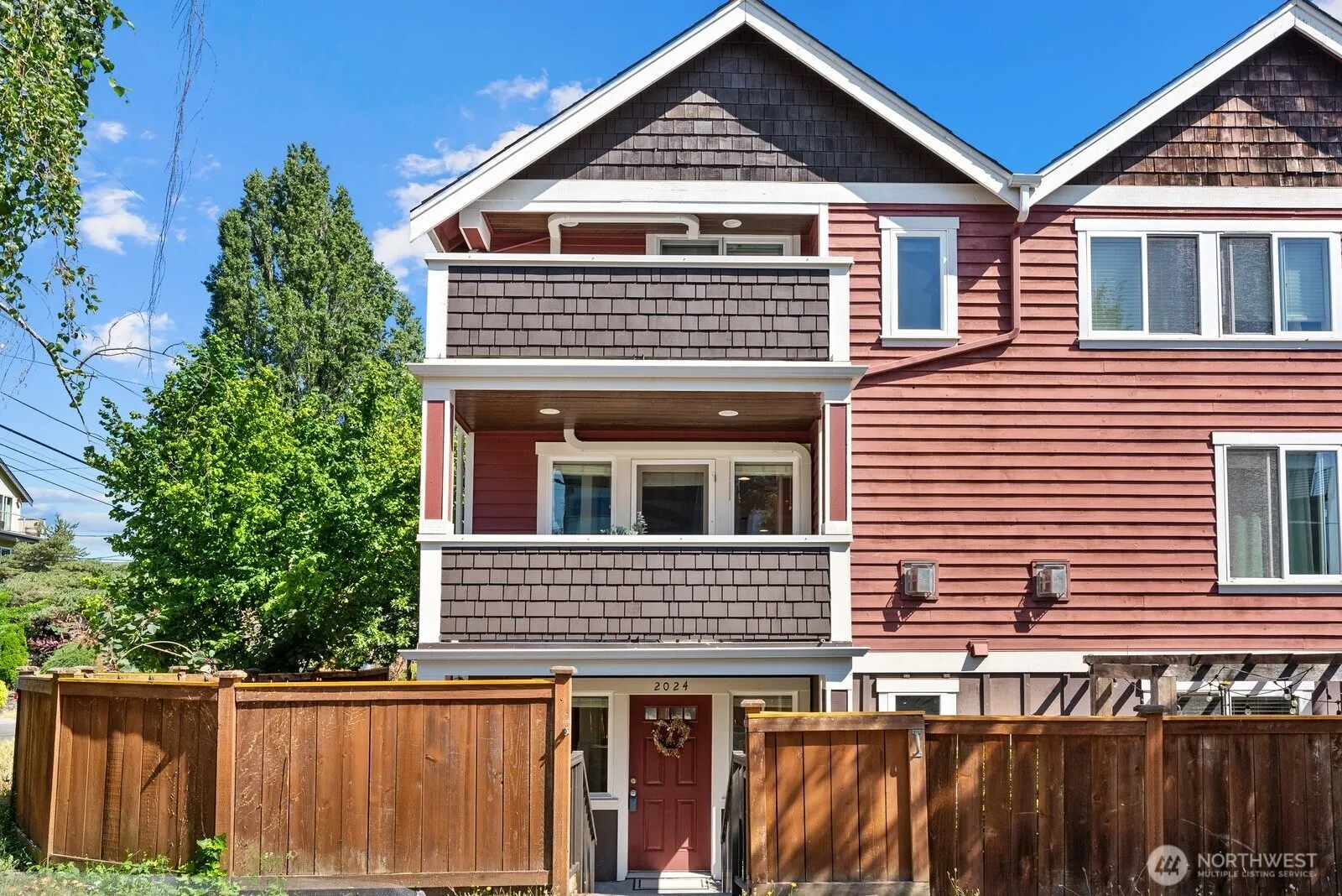 Property photo for 2024 W Bertona Street, Seattle photo 2