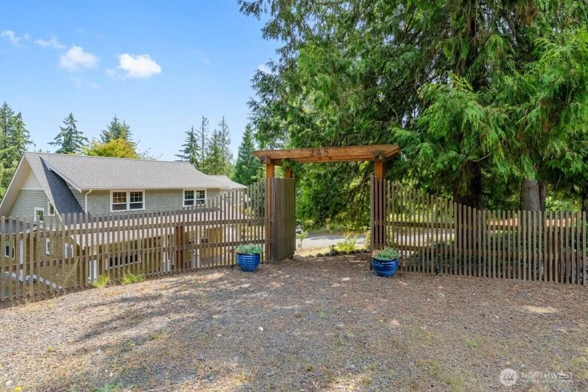 Property photo for 245 Fors Road, Port Angeles photo 2