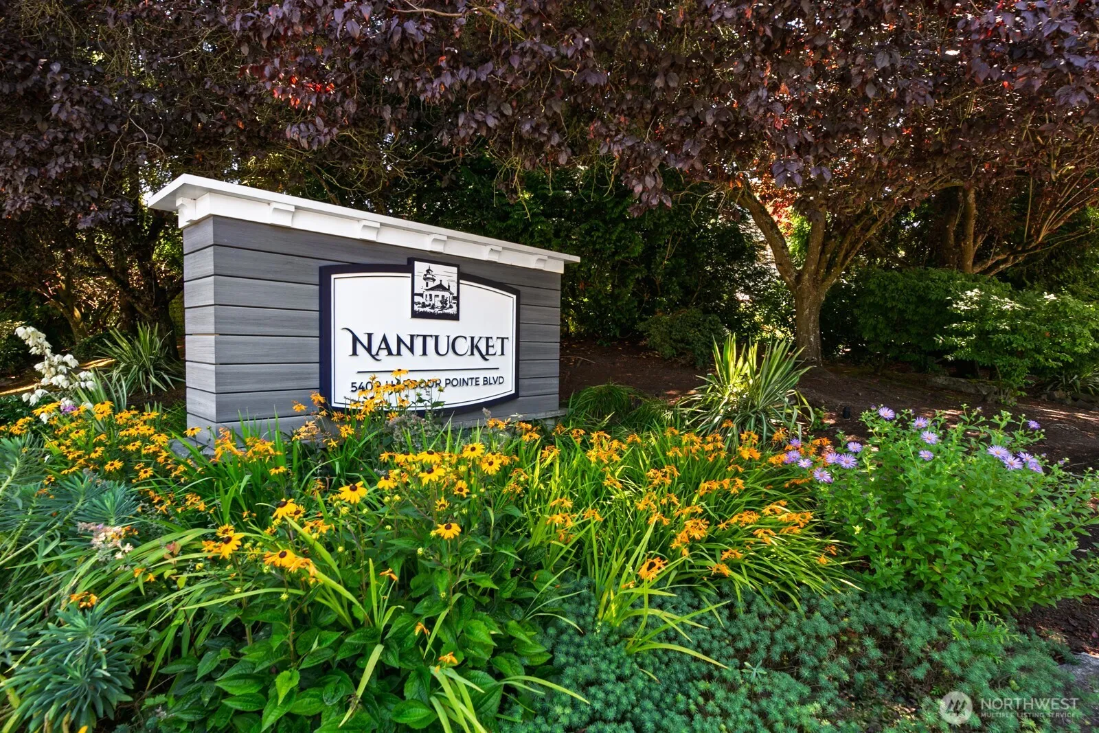 Property photo for 5400 Harbour Pointe Boulevard #e202, Mukilteo photo 2