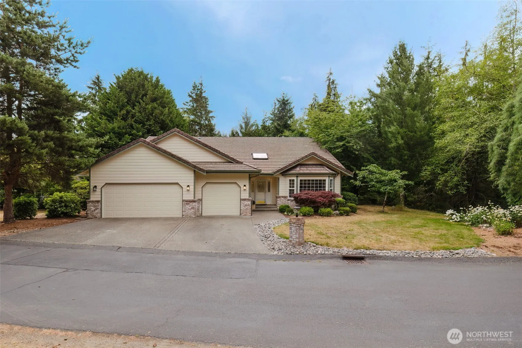 Property photo for 7387 Hawkstone Avenue Sw, Port Orchard photo 2