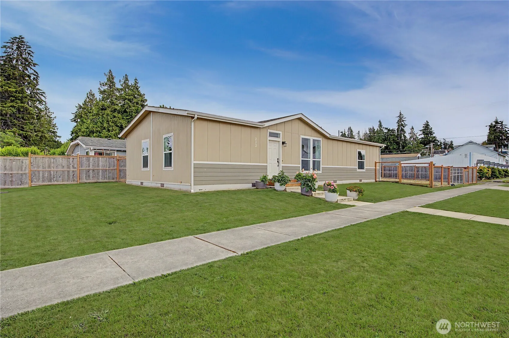 Property photo for 213 N Liberty Street, Port Angeles