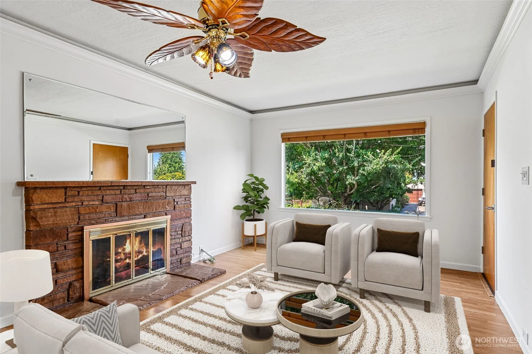 Property photo for 5017 Sw Grayson Street, Seattle photo 5