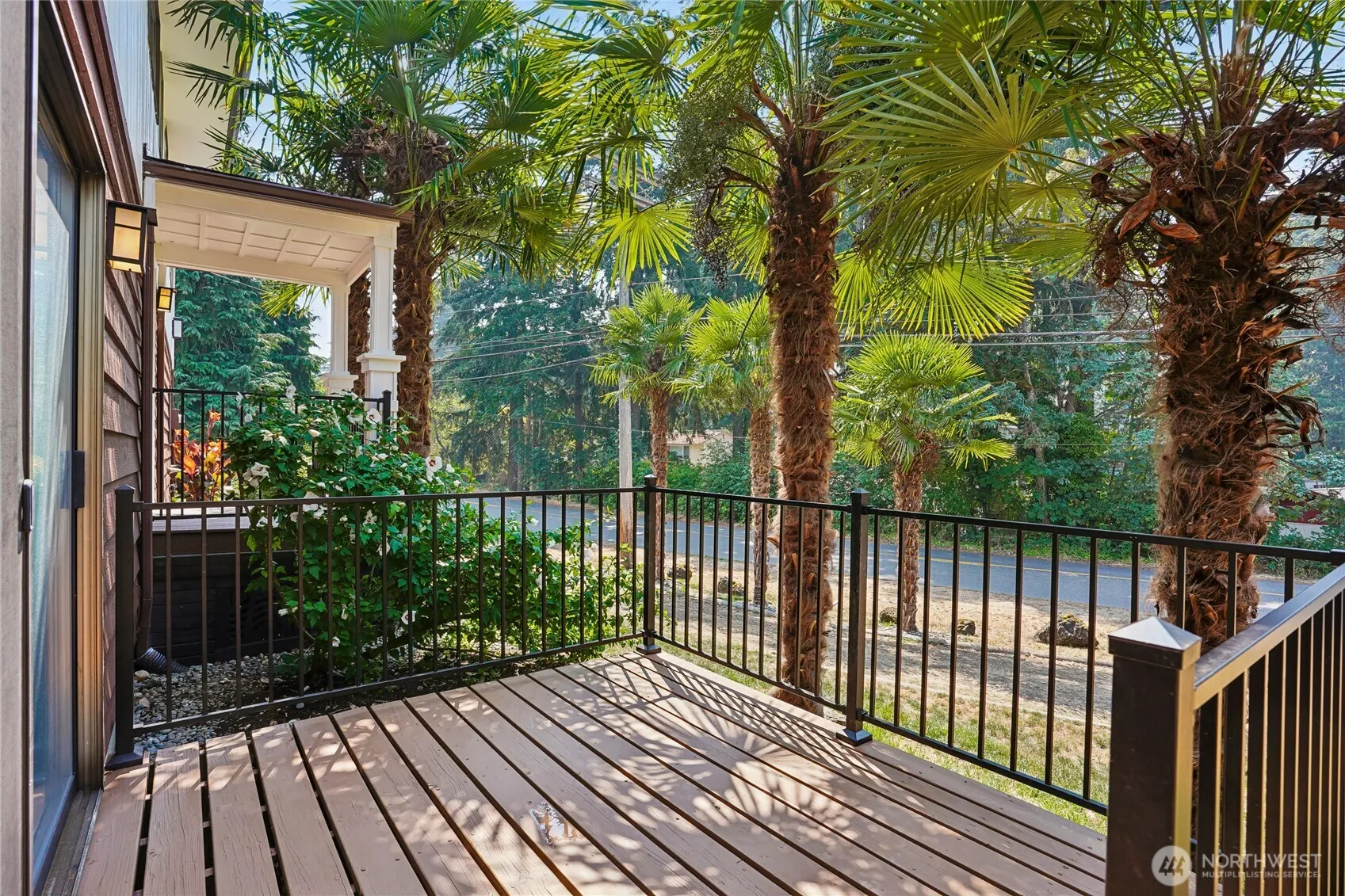 Property photo for 7503 John Dower Road W, Lakewood photo 2