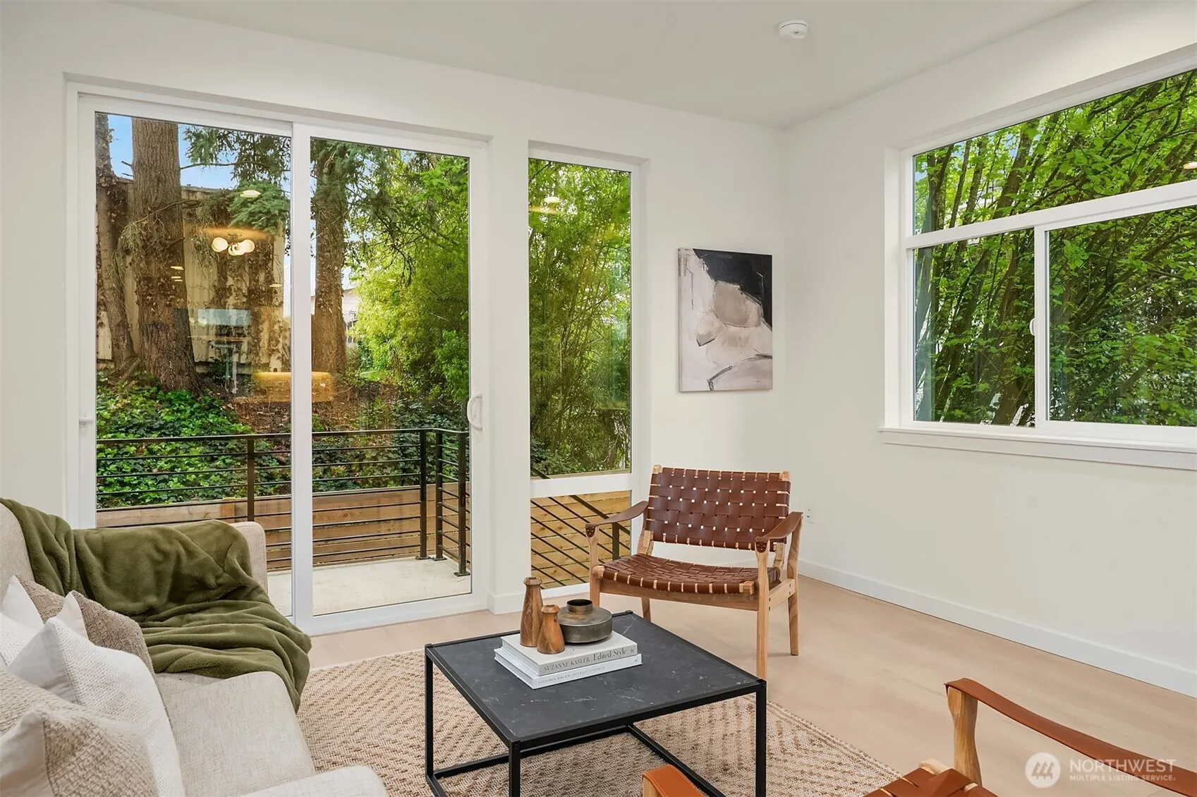 Property photo for 10835 11th Avenue Ne, Seattle photo 3