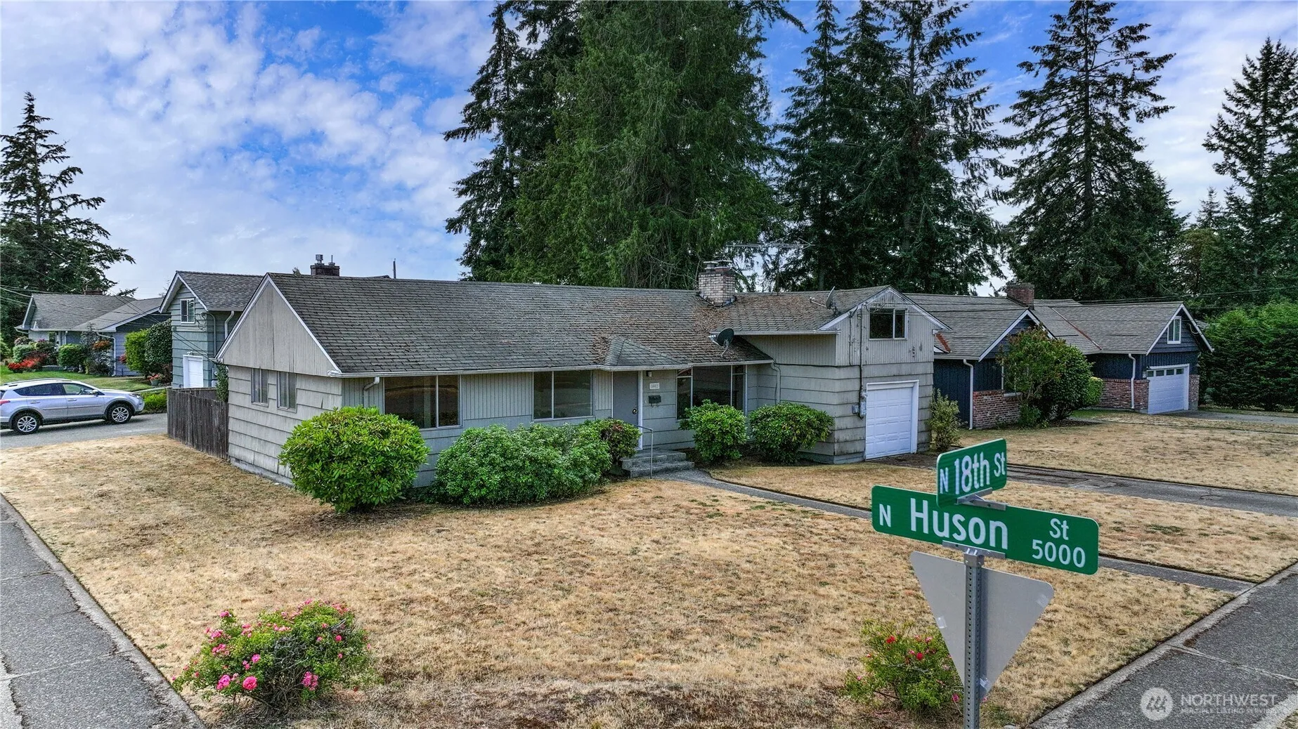 Property photo for 5002 N 18th Street, Tacoma photo 2