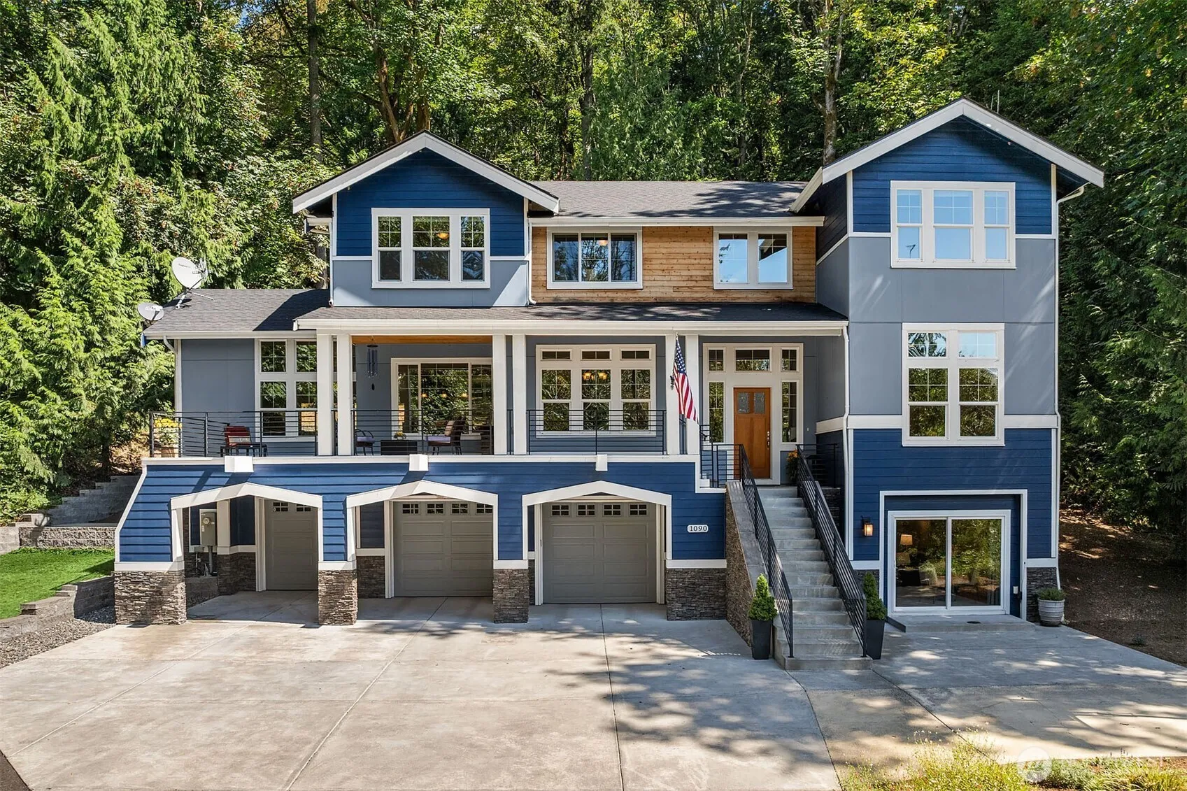 Property photo for 1090 218th Avenue Ne, Sammamish