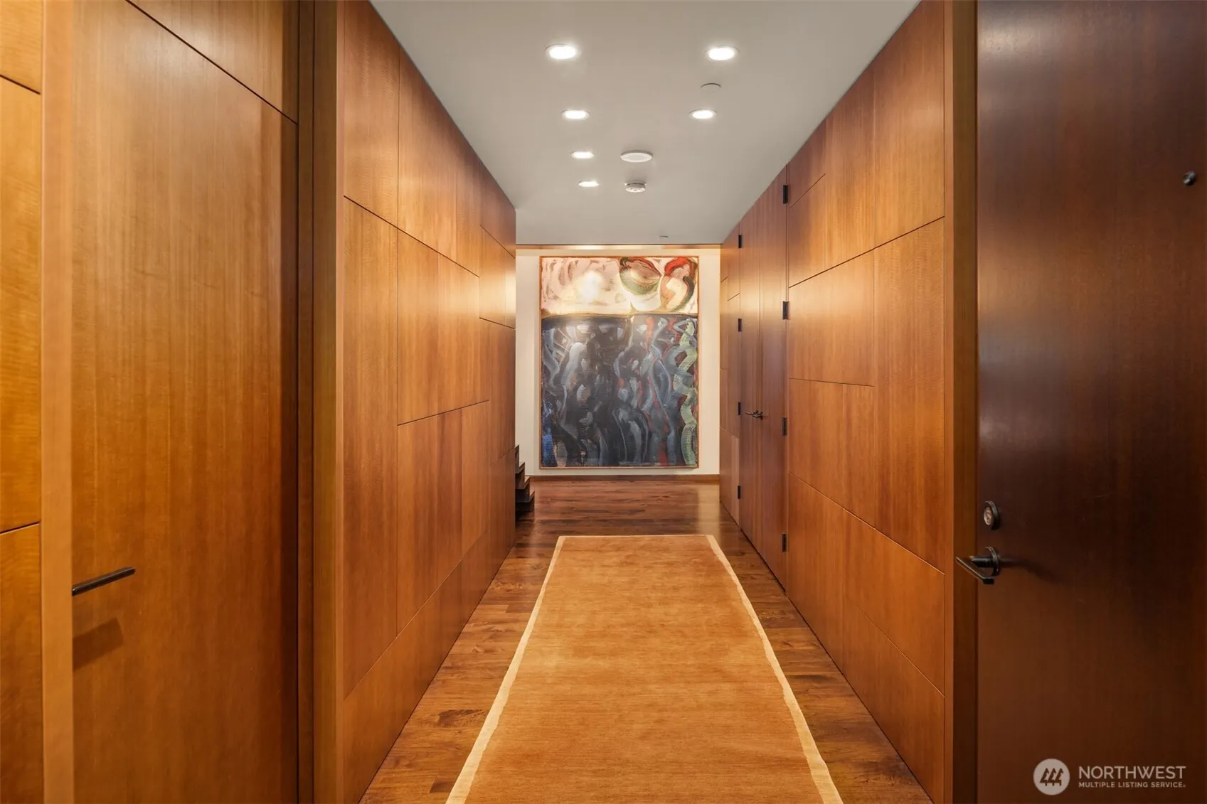 Property photo for 715 2nd Avenue #1504, Seattle photo 4