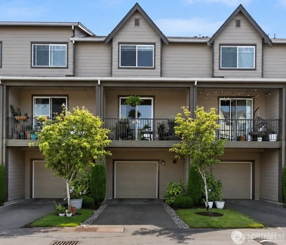 Property photo for 1912 113th Place Se, Everett