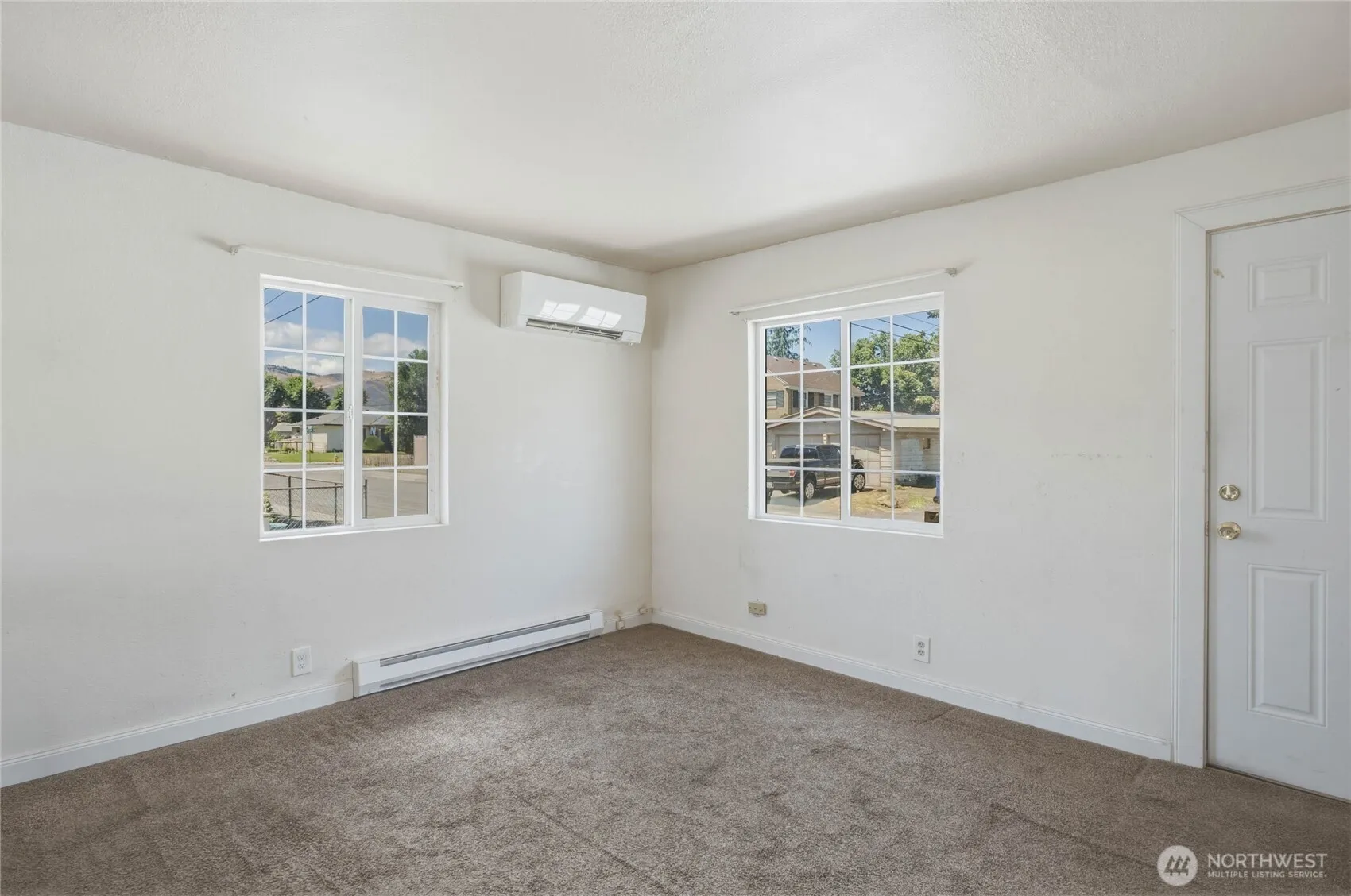 Property photo for 801 Peachey Street, Wenatchee photo 3