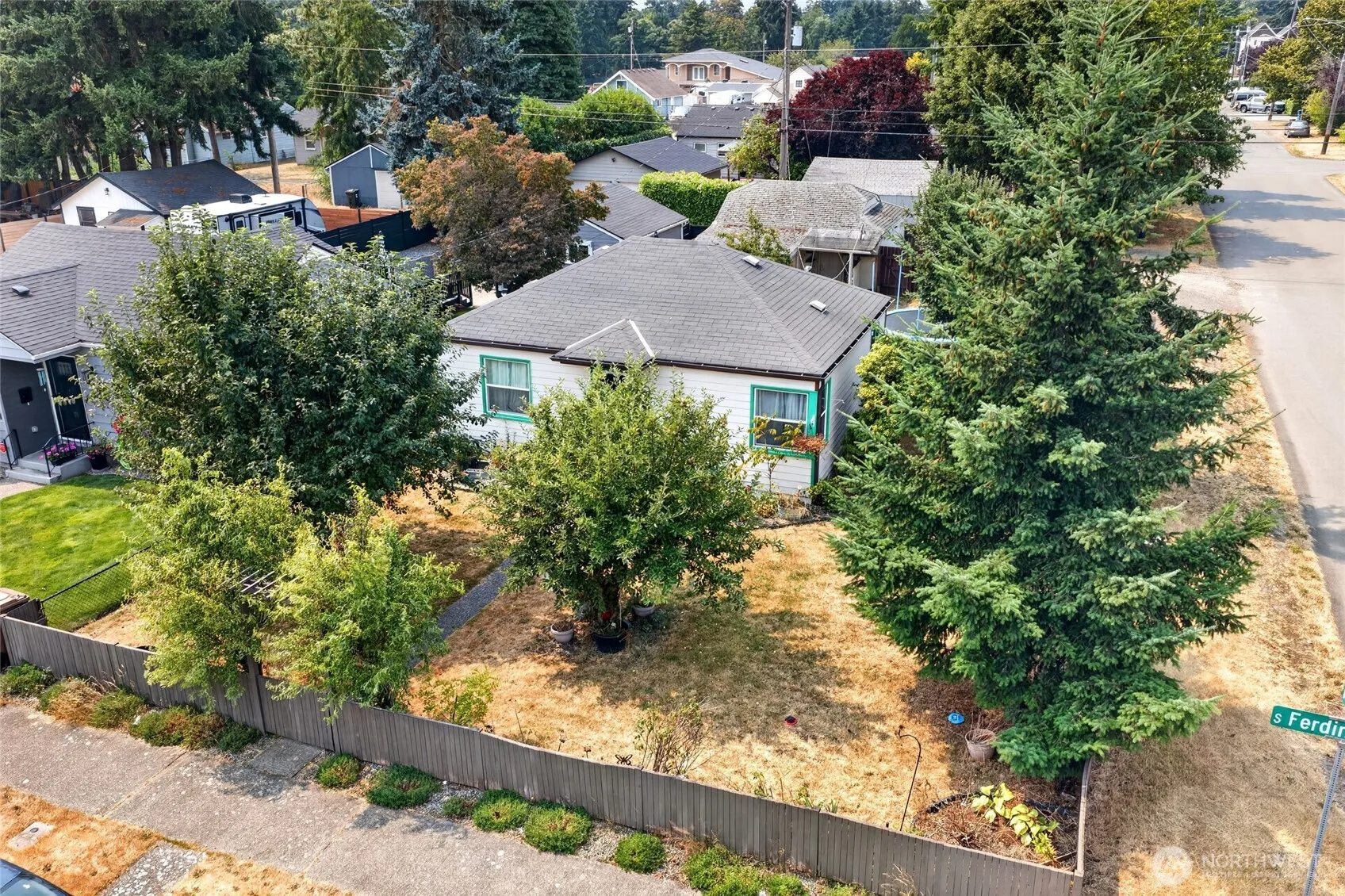 Property photo for 6802 S Ferdinand Street, Tacoma photo 2