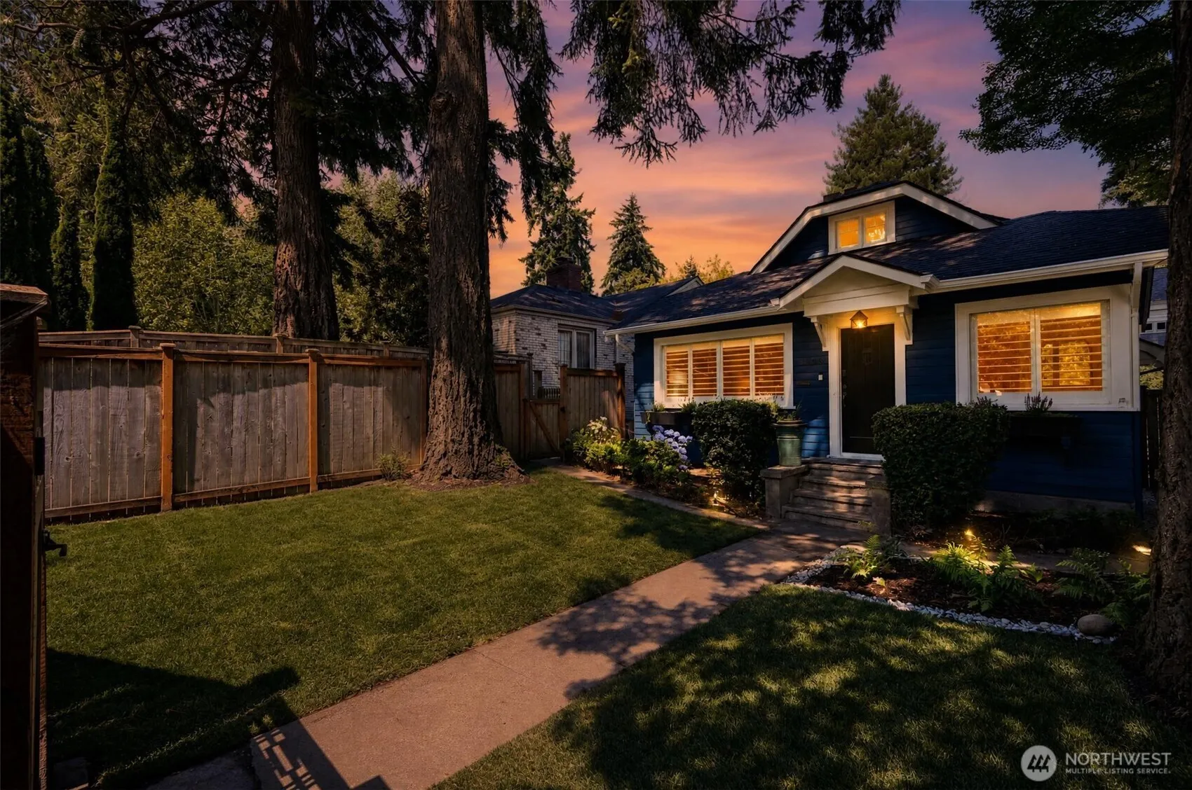 Property photo for 3806 E Galer Street, Seattle photo 4