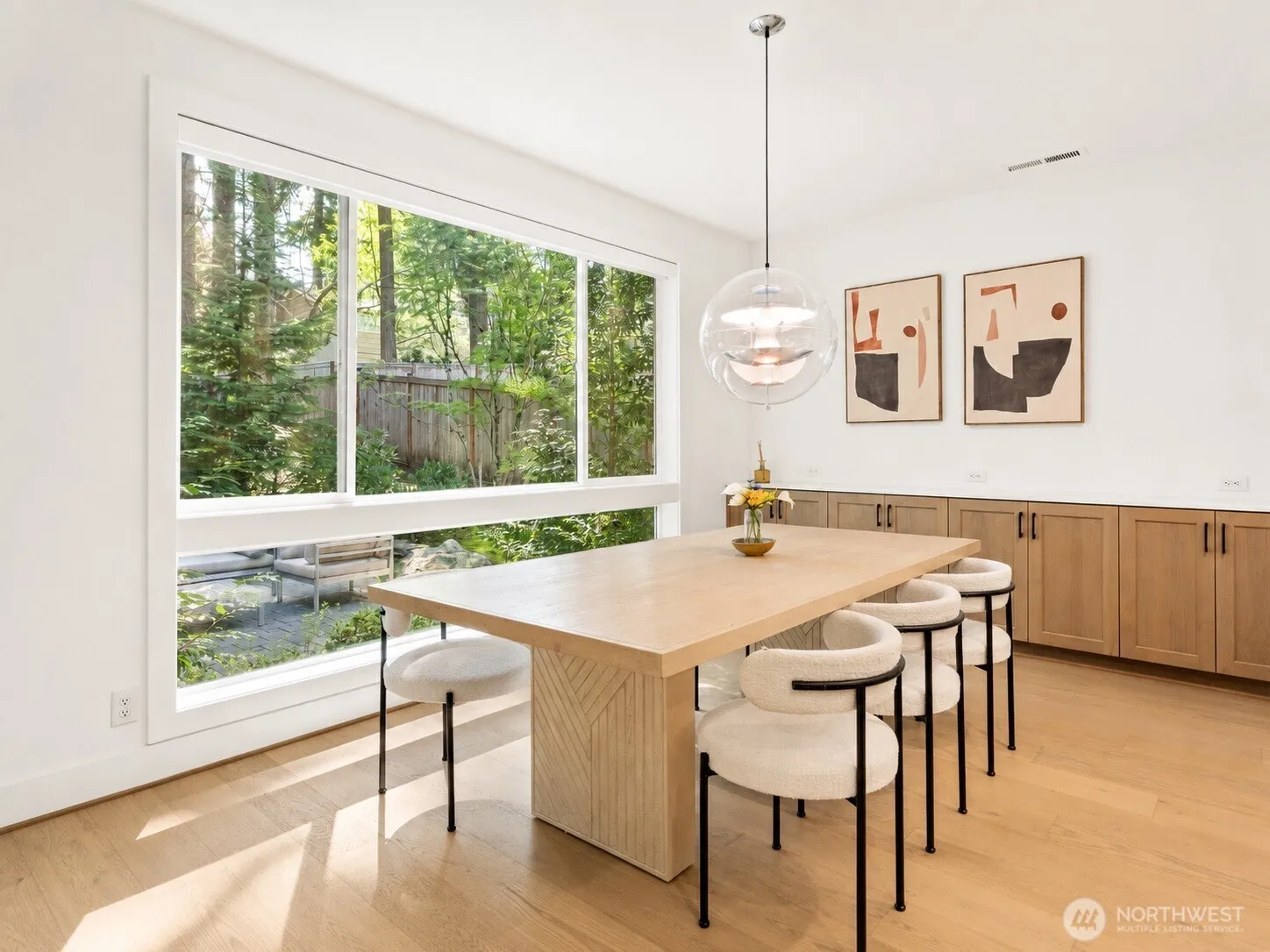 Property photo for 16534 77th Avenue Ne, Kenmore photo 4