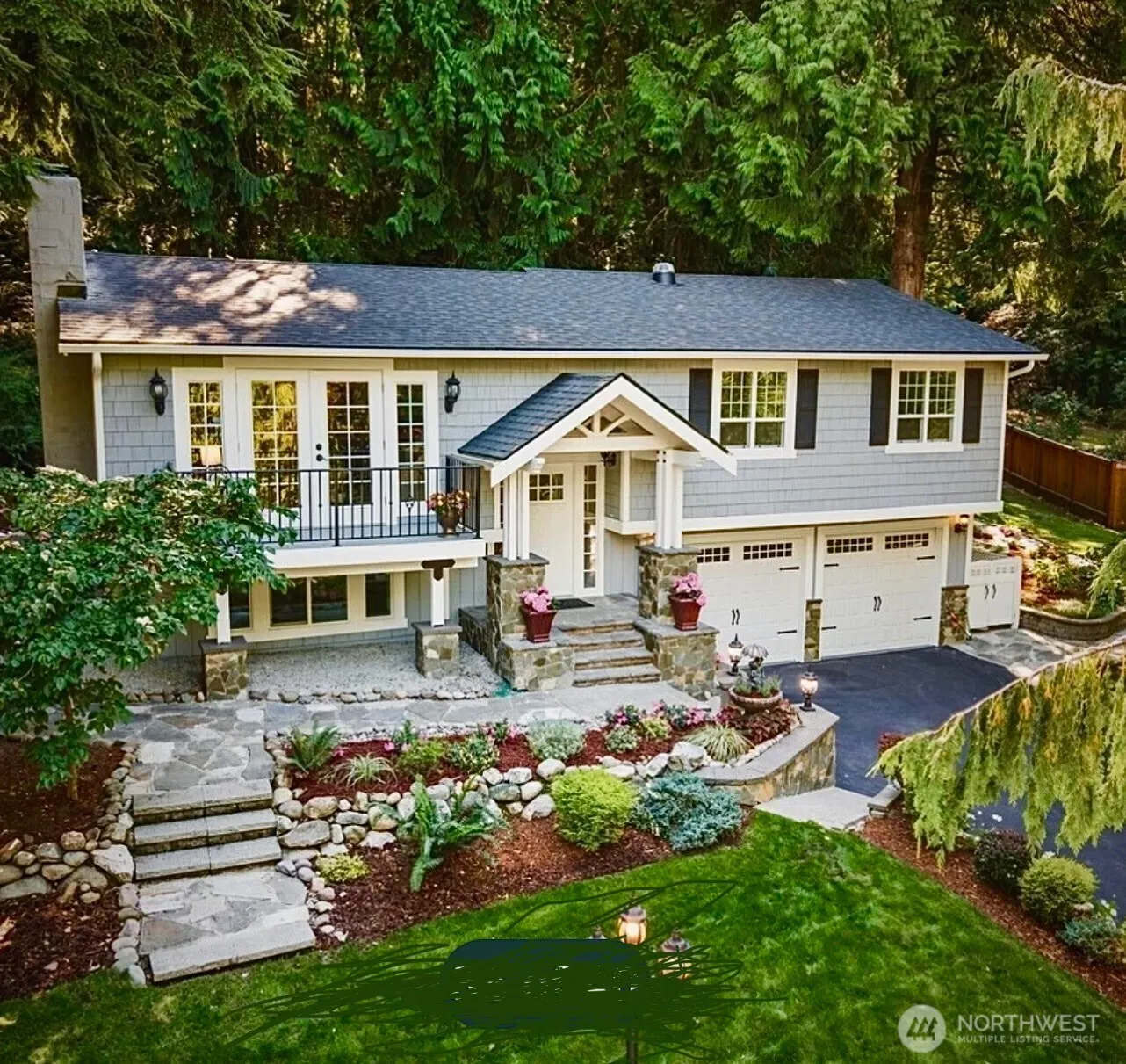 Property photo for 153 221st Avenue Ne, Sammamish