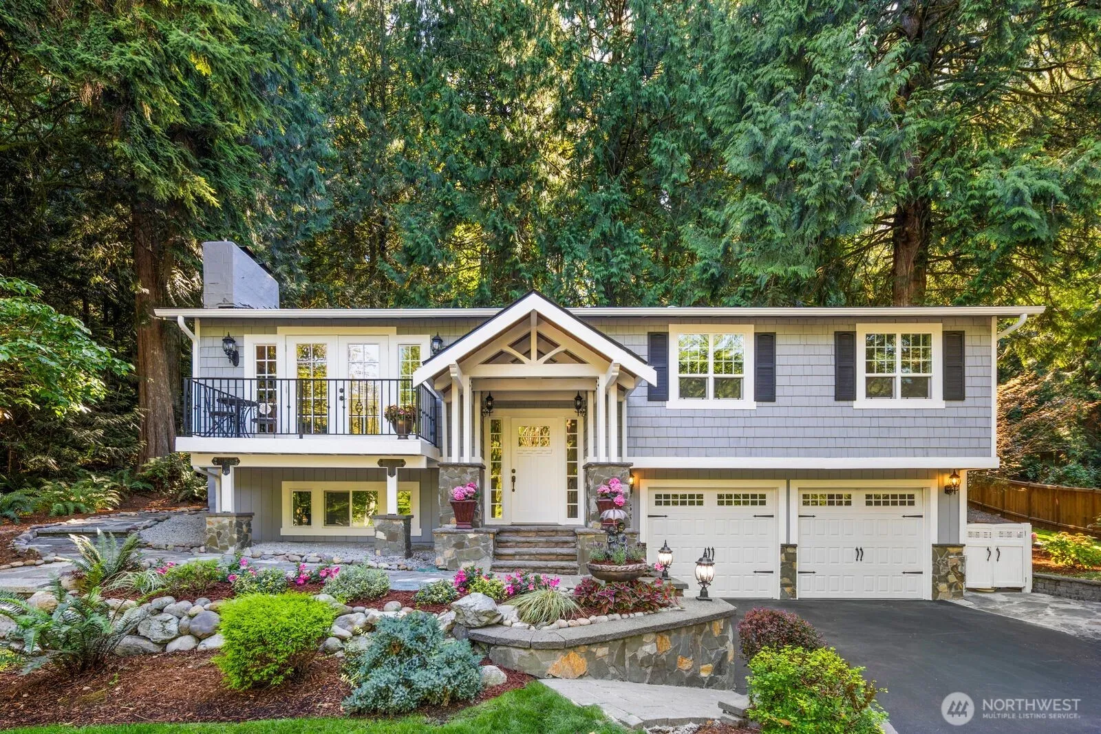 Property photo for 153 221st Avenue Ne, Sammamish