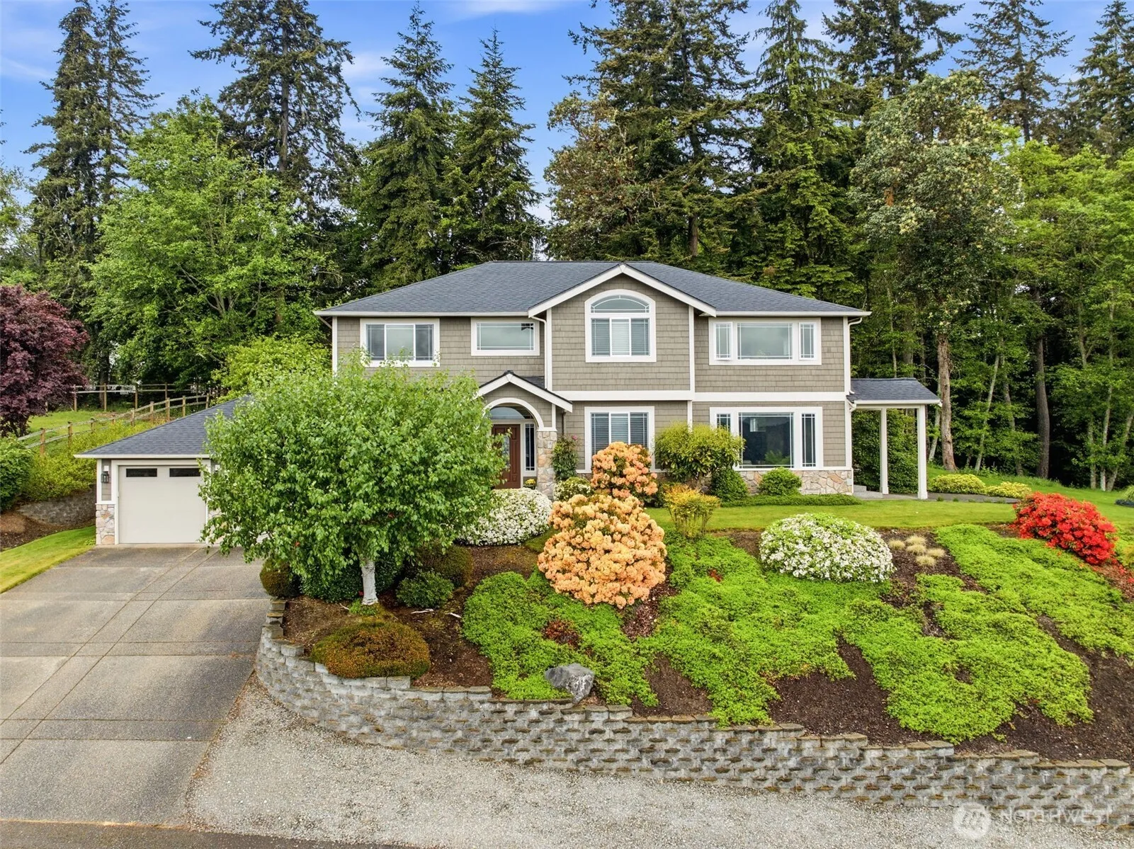 Property photo for 13718 9th Avenue Ct Nw, Gig Harbor photo 2