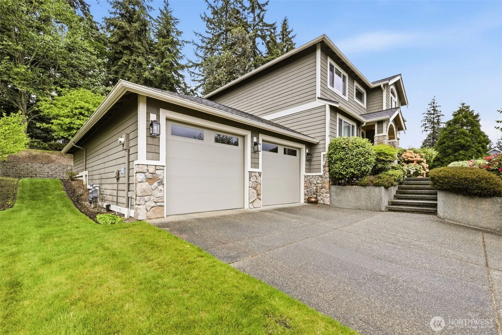 Property photo for 13718 9th Avenue Ct Nw, Gig Harbor photo 4
