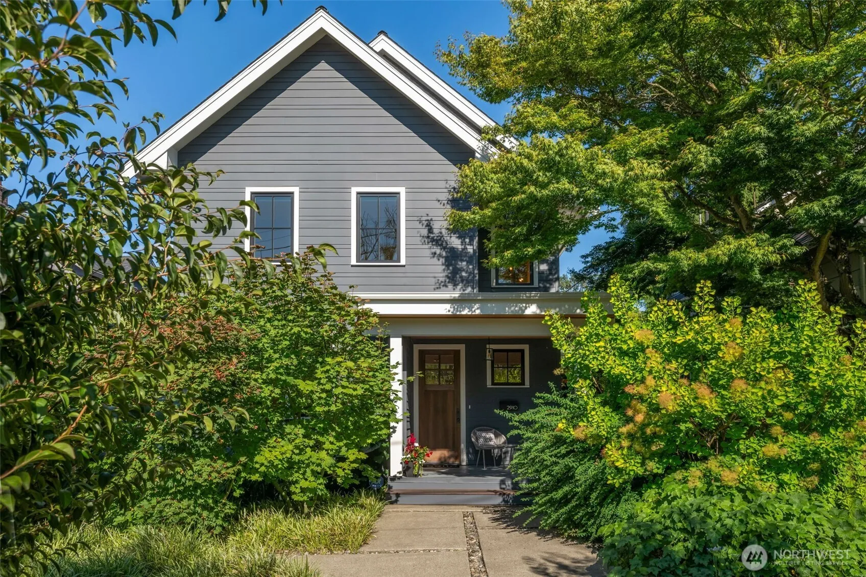 2910 9th Avenue W