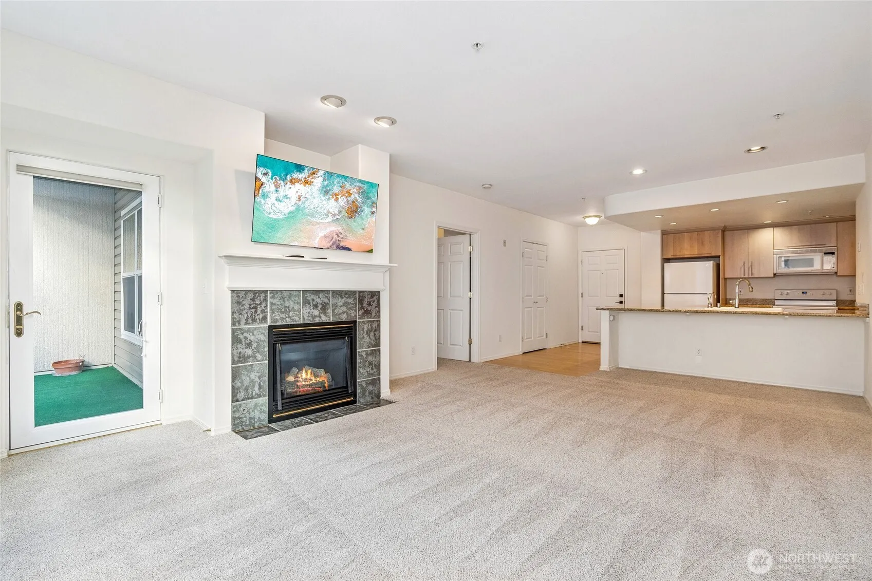 Property photo for 3221 Sw Avalon Way #313, Seattle photo 5