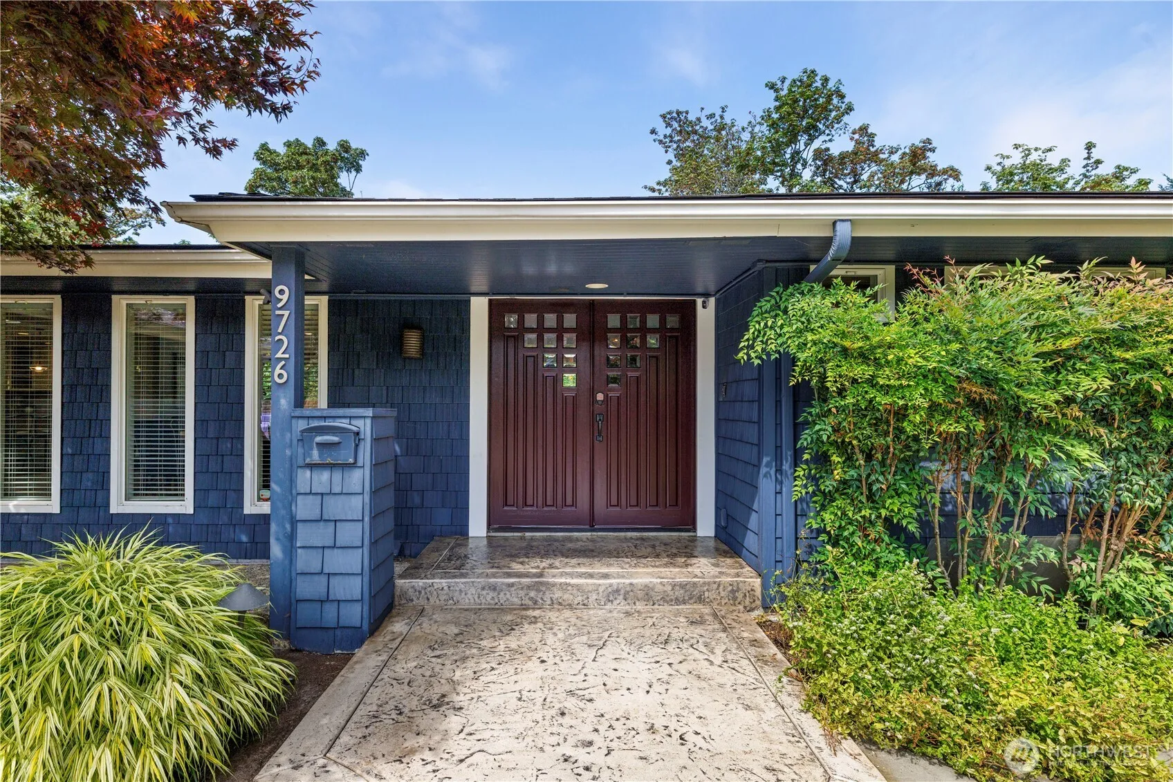 Property photo for 9726 Se 40th Street, Mercer Island