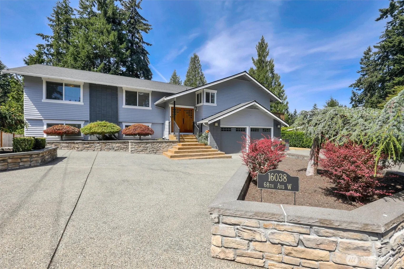 Property photo for 16038 68th Avenue W, Edmonds photo 3