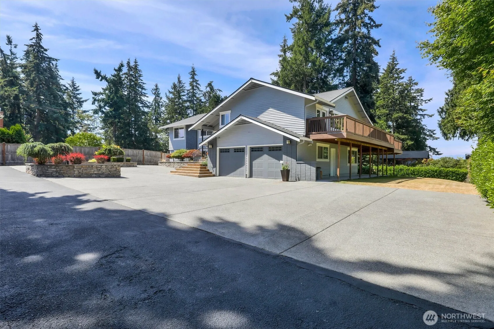 Property photo for 16038 68th Avenue W, Edmonds