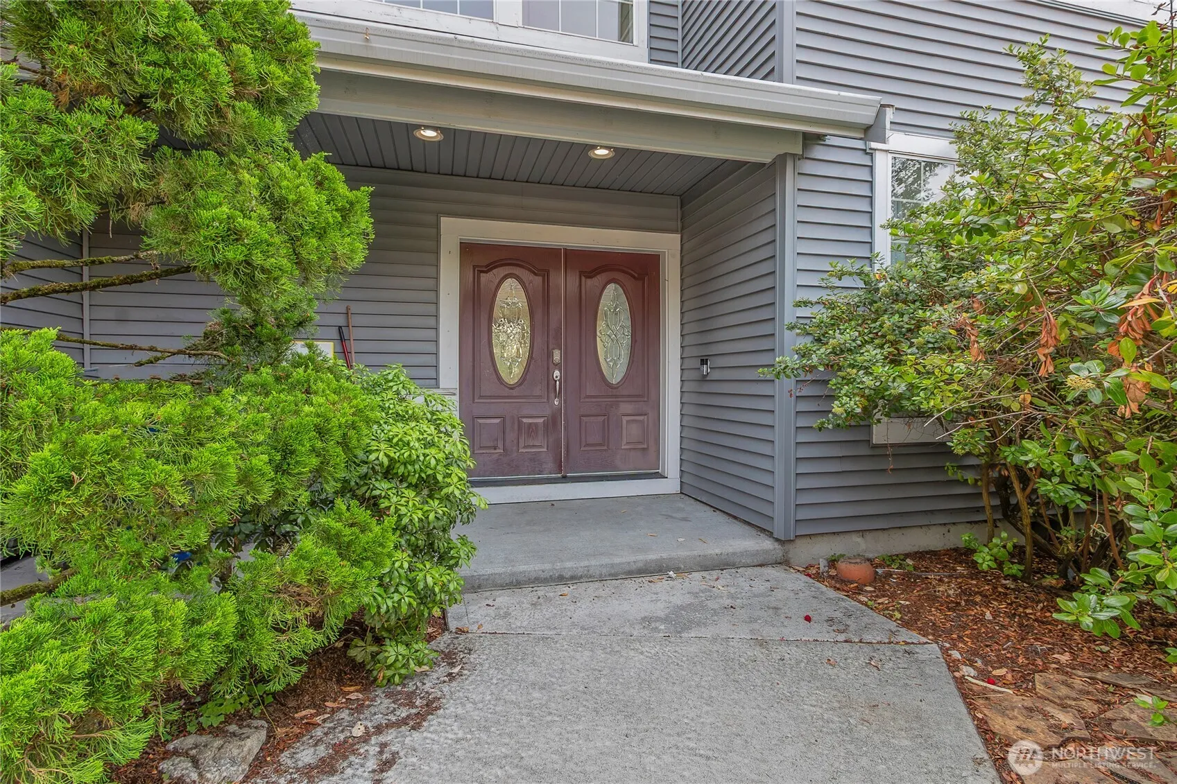 Property photo for 6735 Montevista Drive Se, Auburn photo 3
