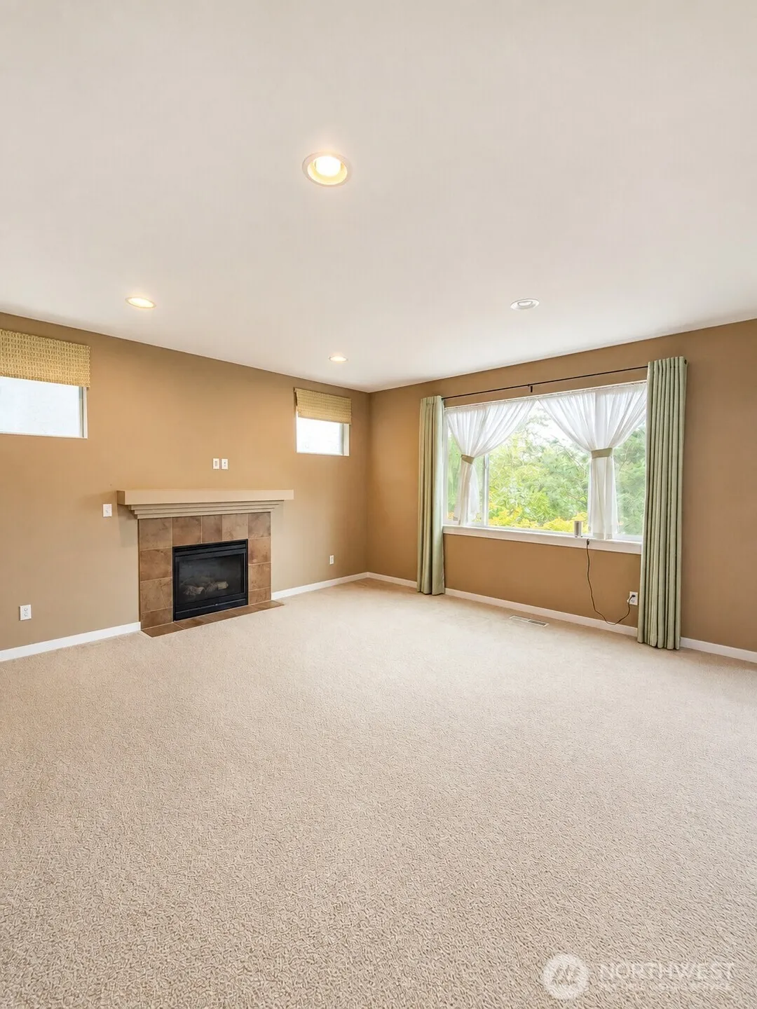 Property photo for 27010 223rd Lane Se, Maple Valley photo 2