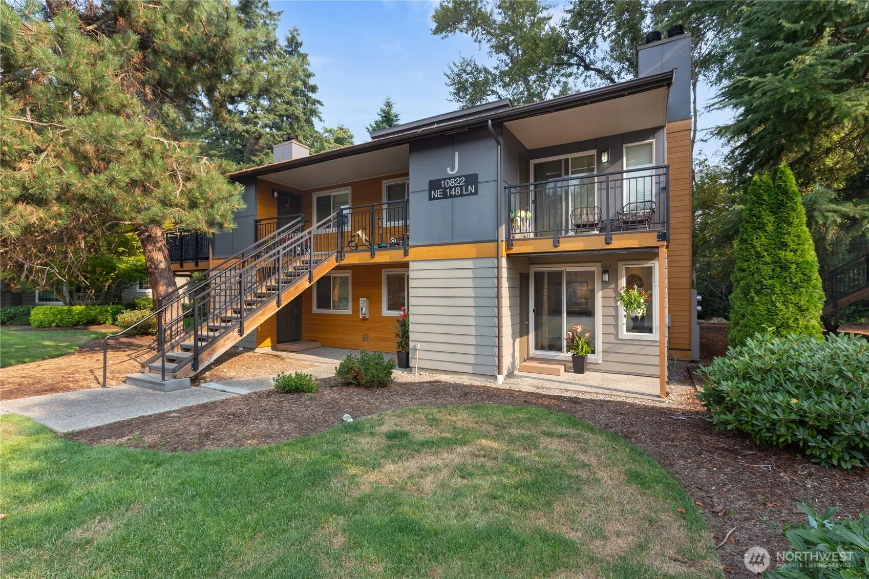 Property photo for 10822 Ne 148th Lane #j102, Bothell photo 2