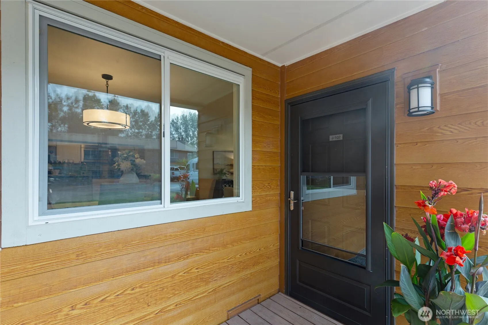Property photo for 10822 Ne 148th Lane #j102, Bothell photo 3