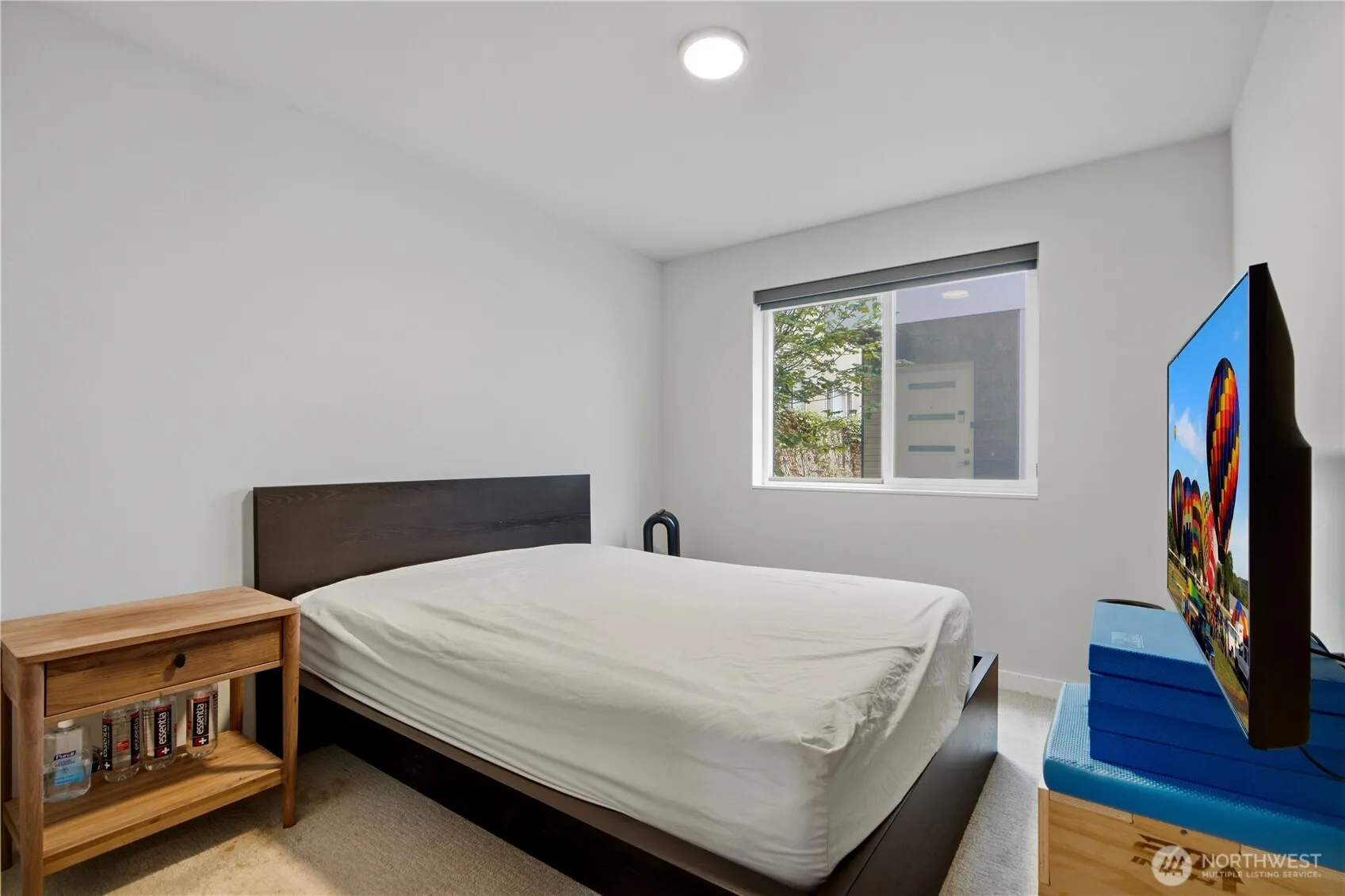 Property photo for 11530 Greenwood Avenue N, Seattle photo 3